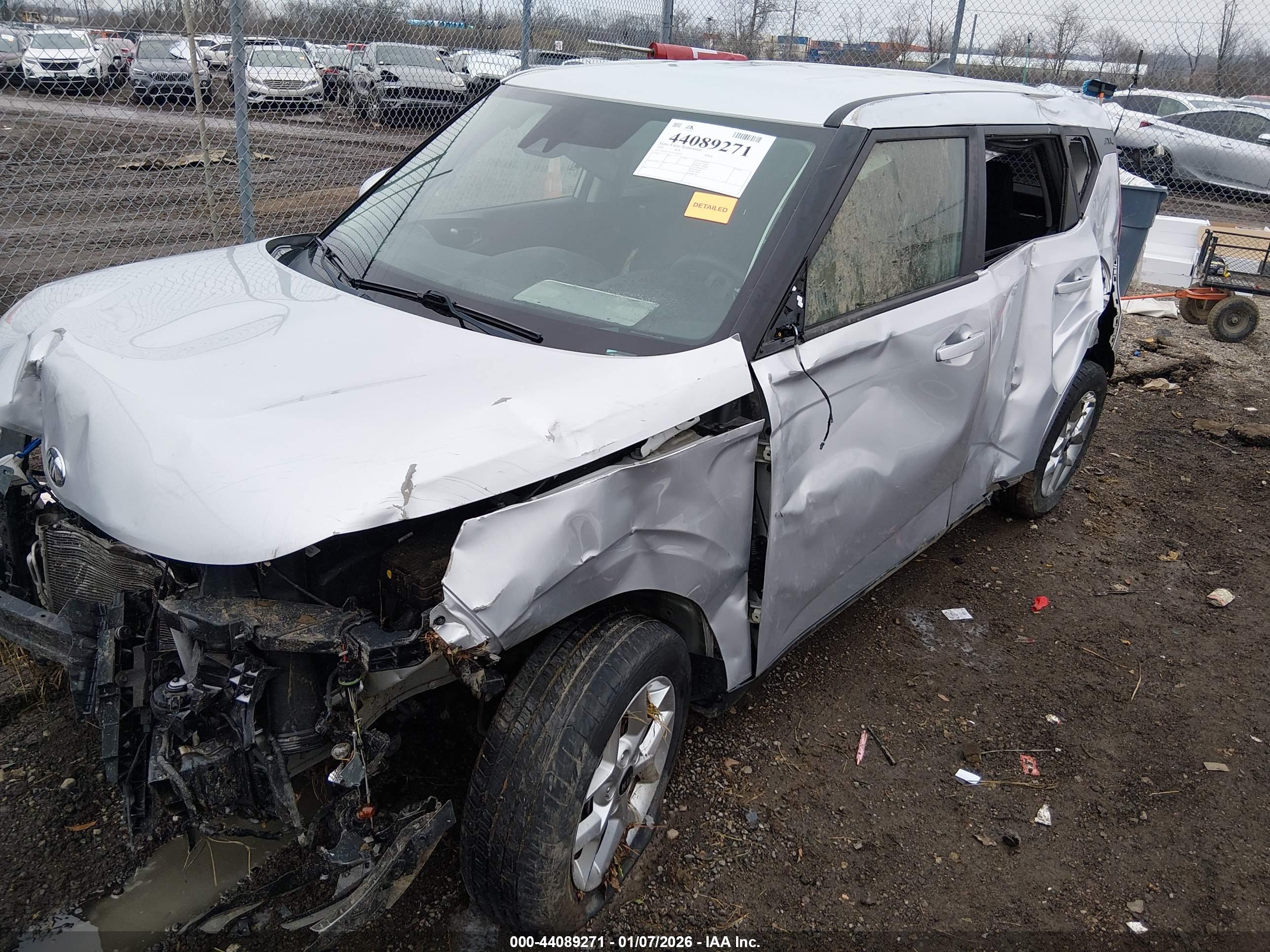 KIA SOUL image 2
