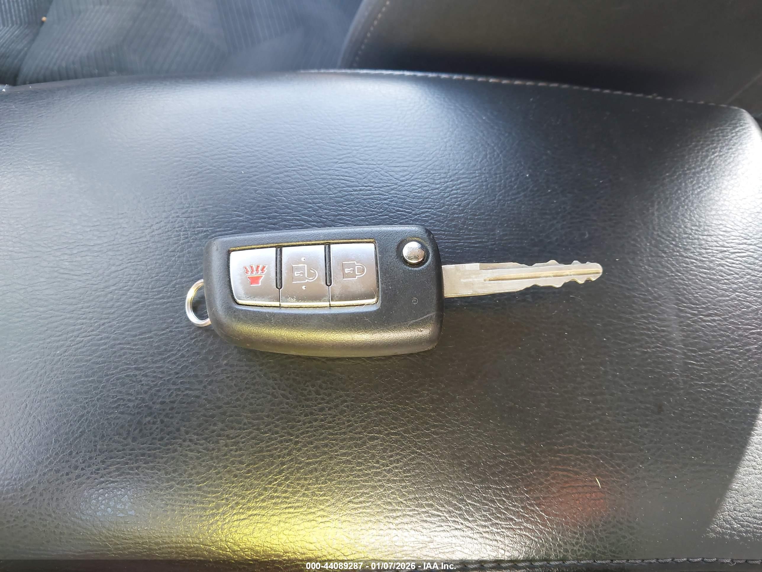 NISSAN ROGUE image 11