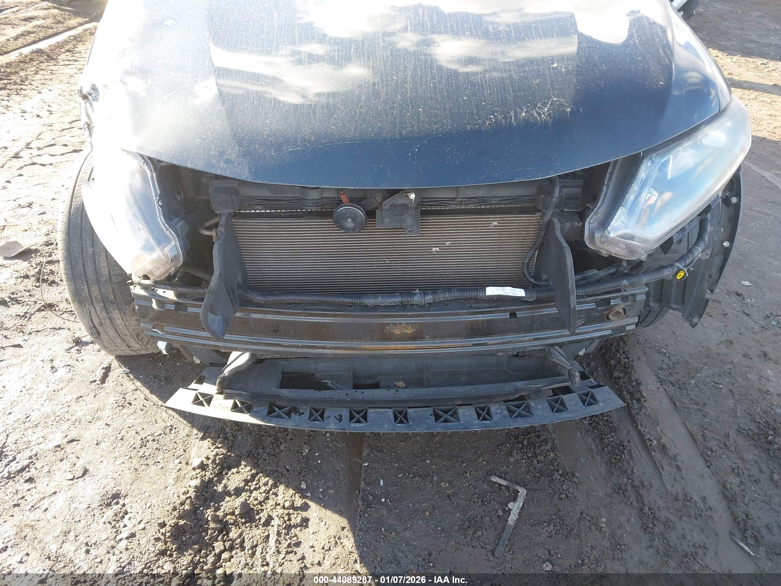 NISSAN ROGUE image 6
