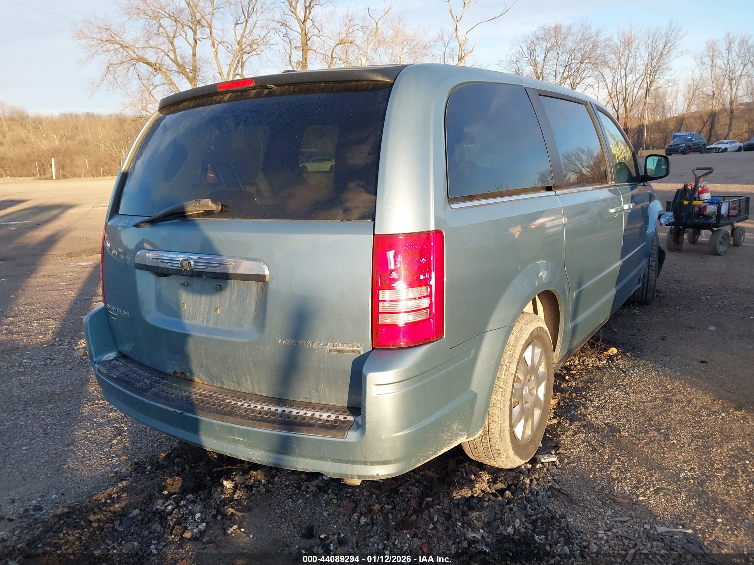 CHRYSLER TOWN image 4