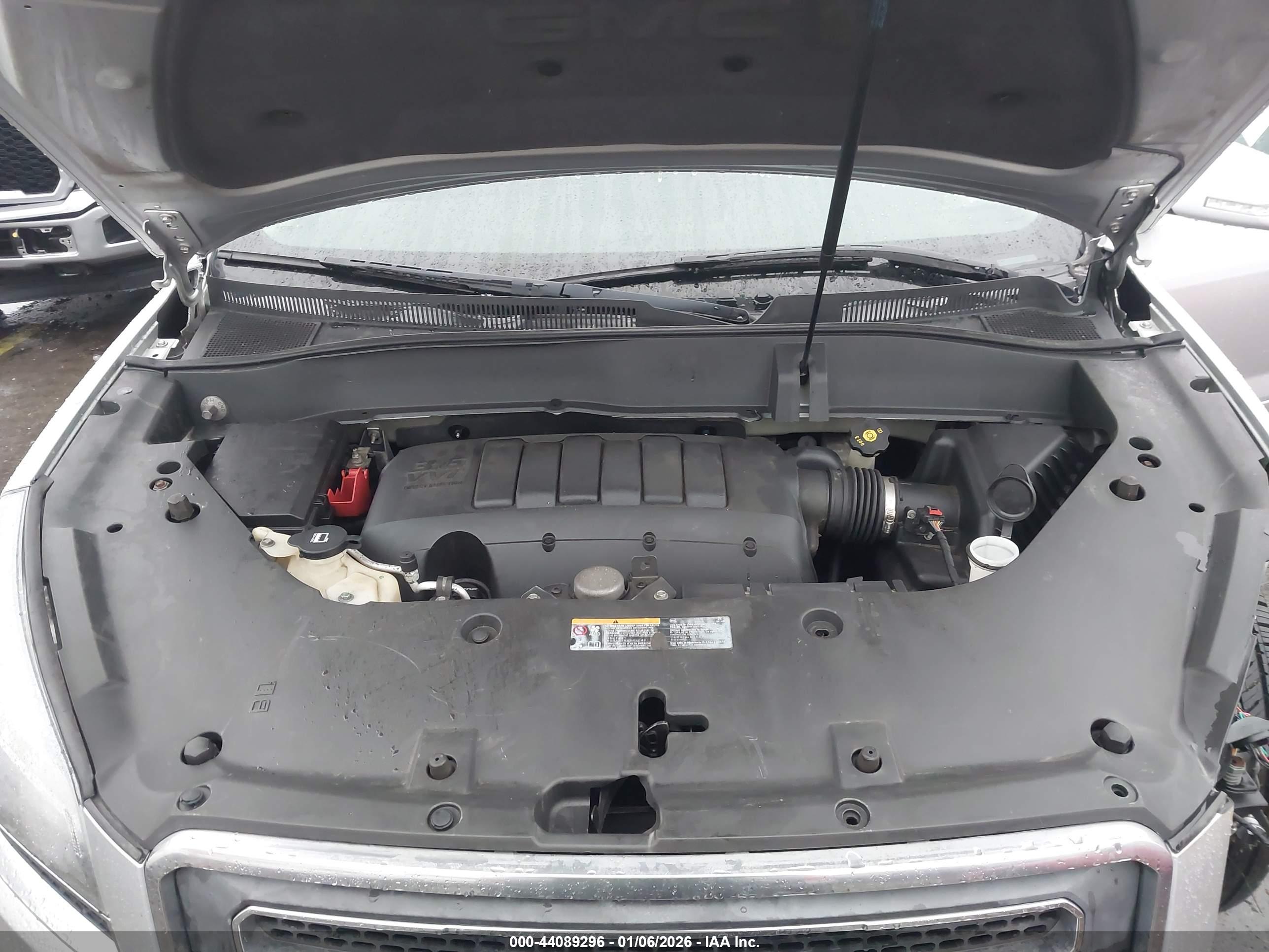 GMC ACADIA image 10