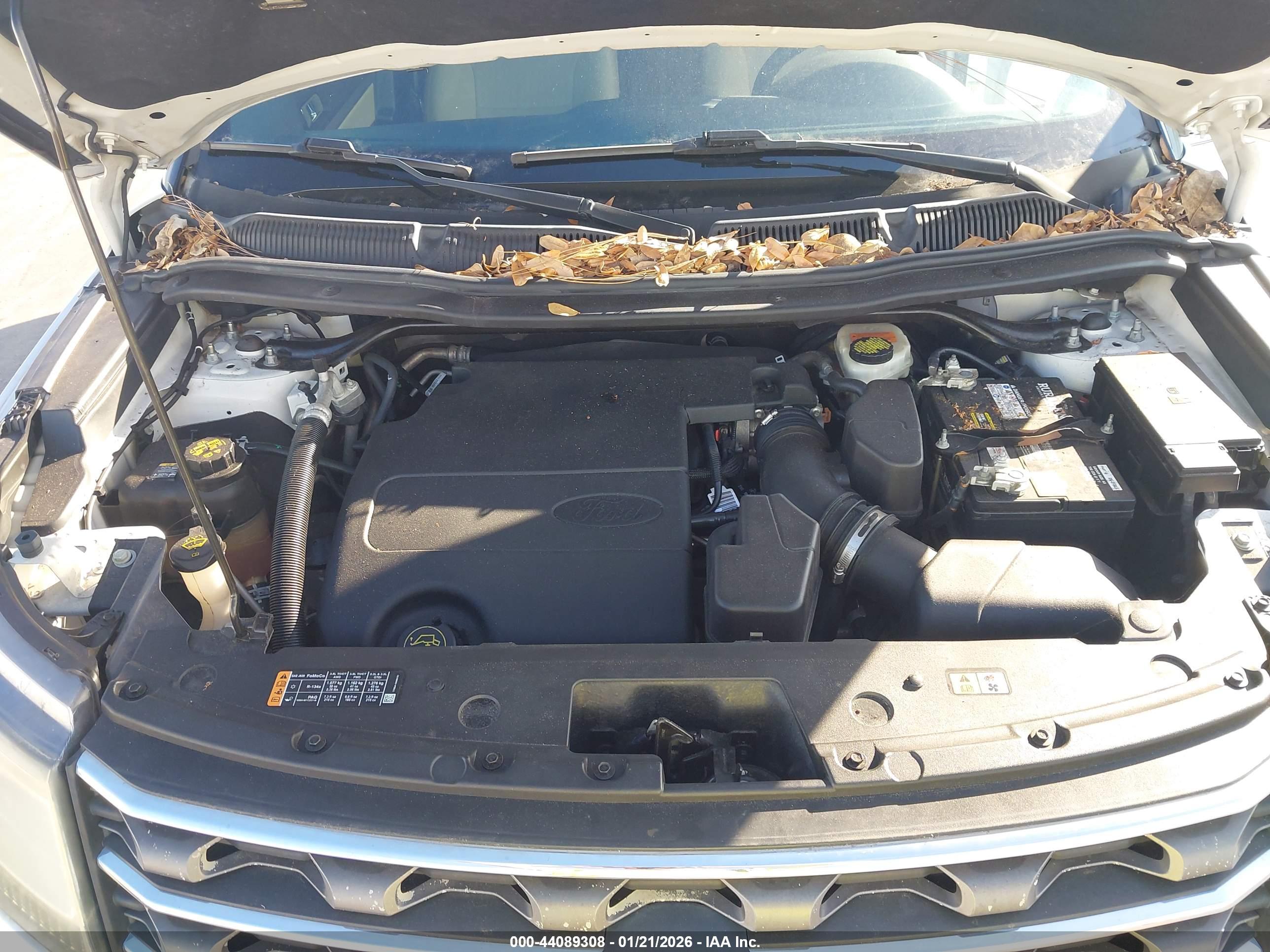 FORD EXPLORER image 10