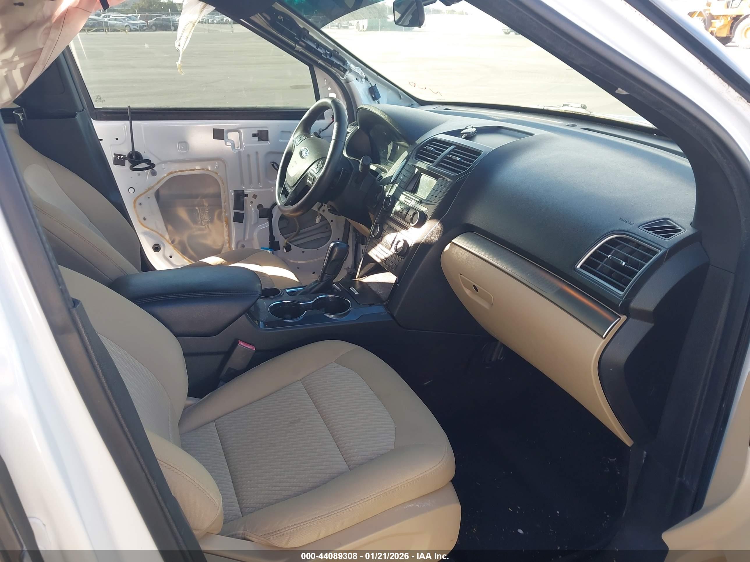 FORD EXPLORER image 5