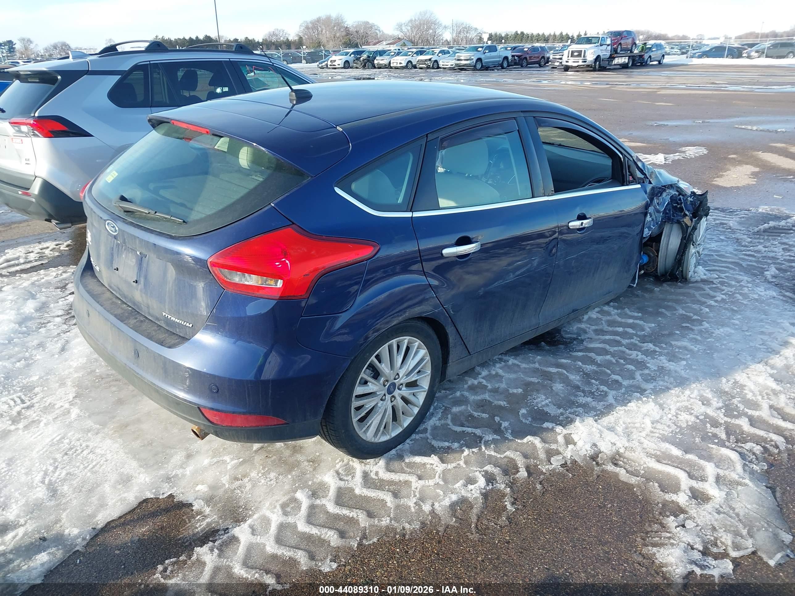FORD FOCUS image 4