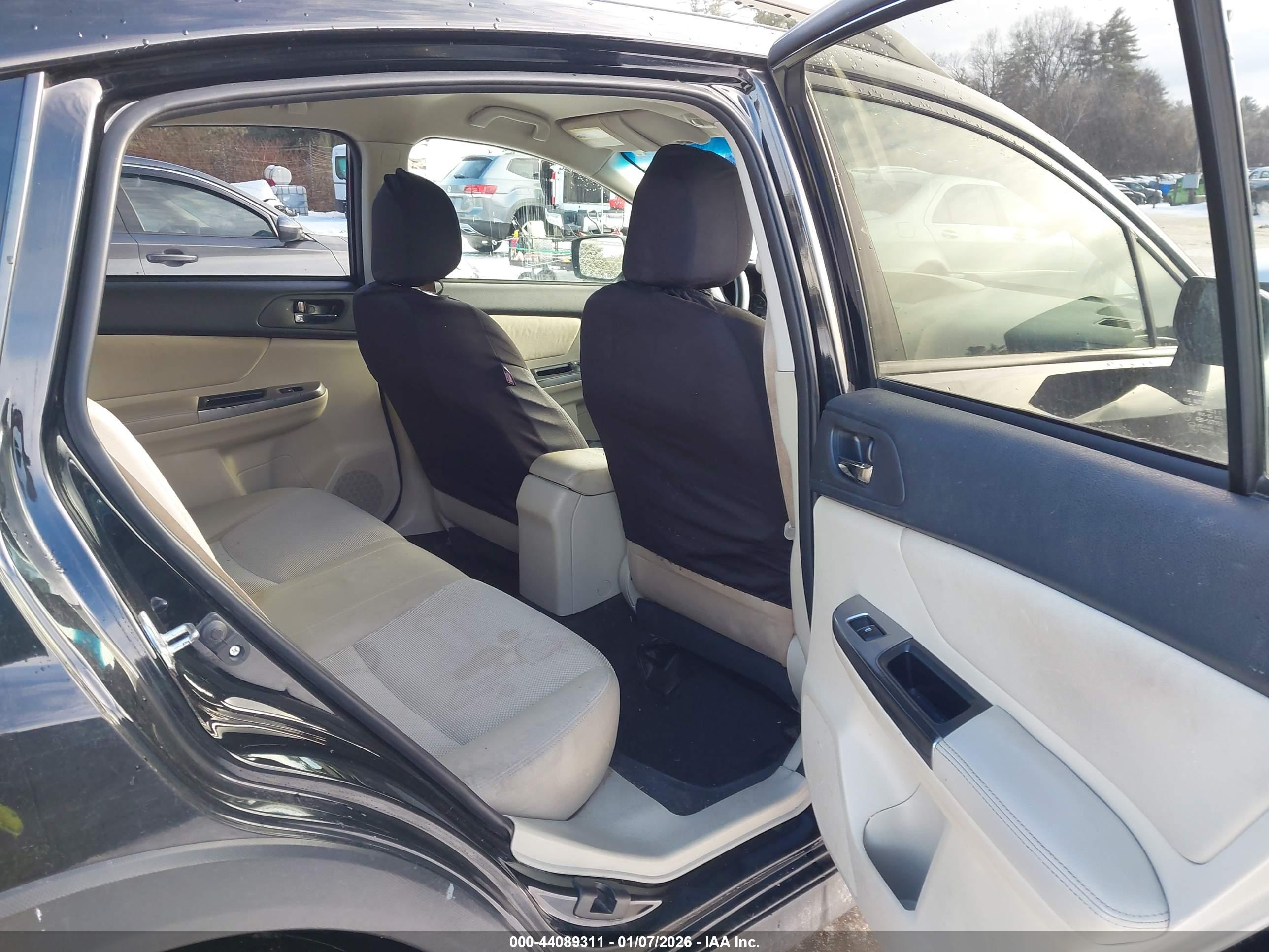 SUBARU XV image 8