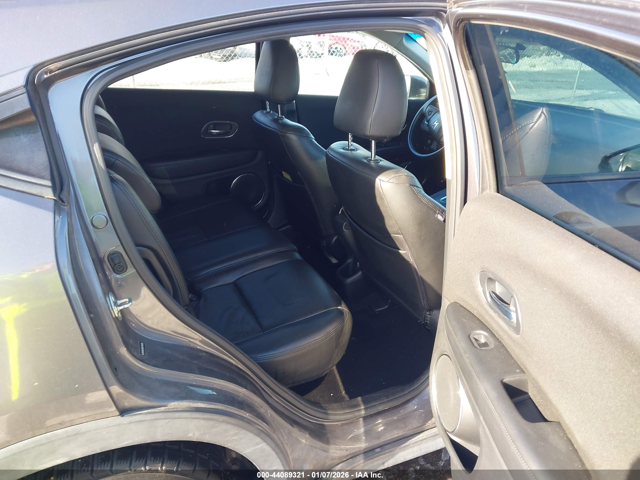 HONDA HR-V image 8