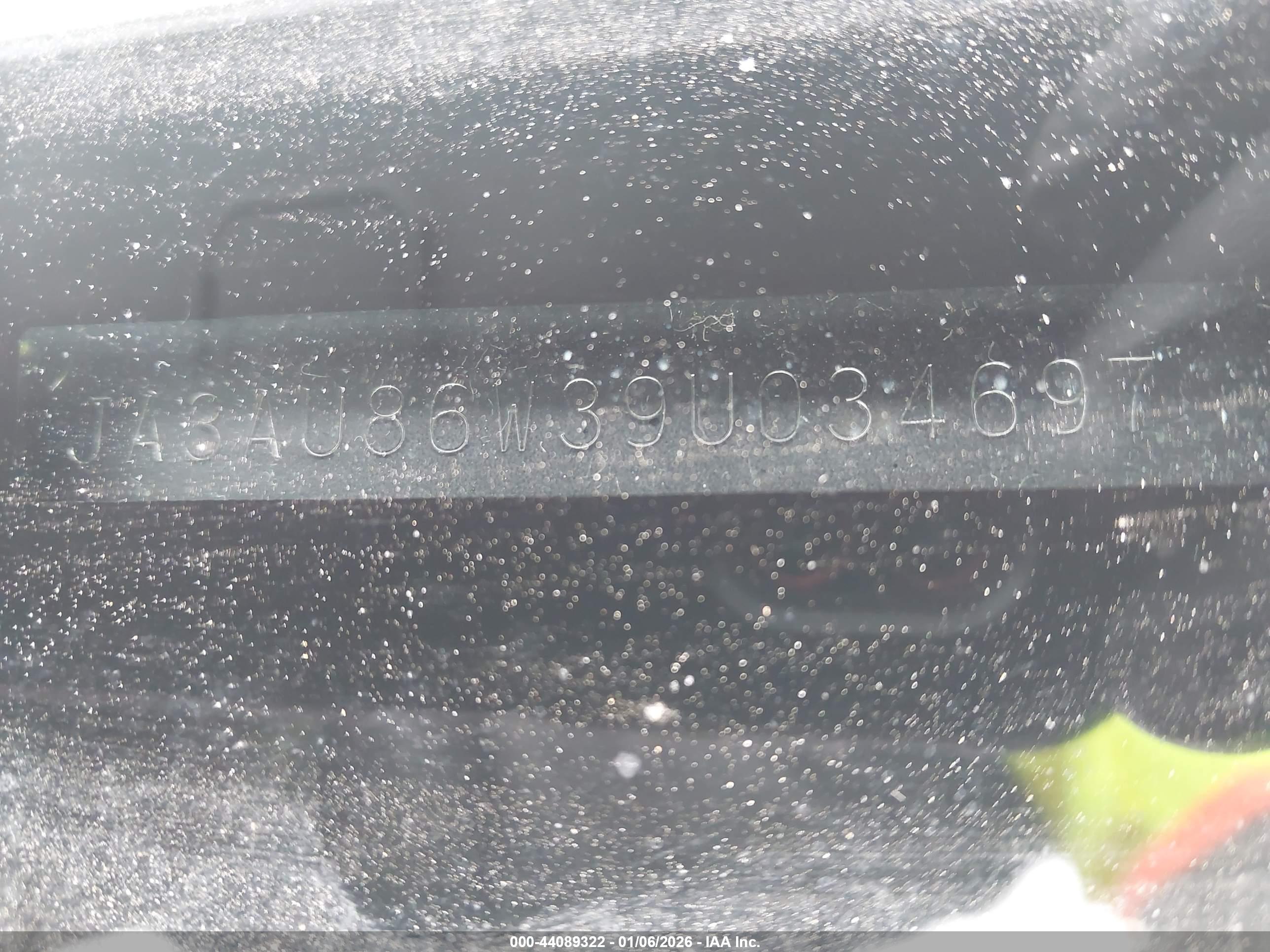 MITSUBISHI LANCER image 9
