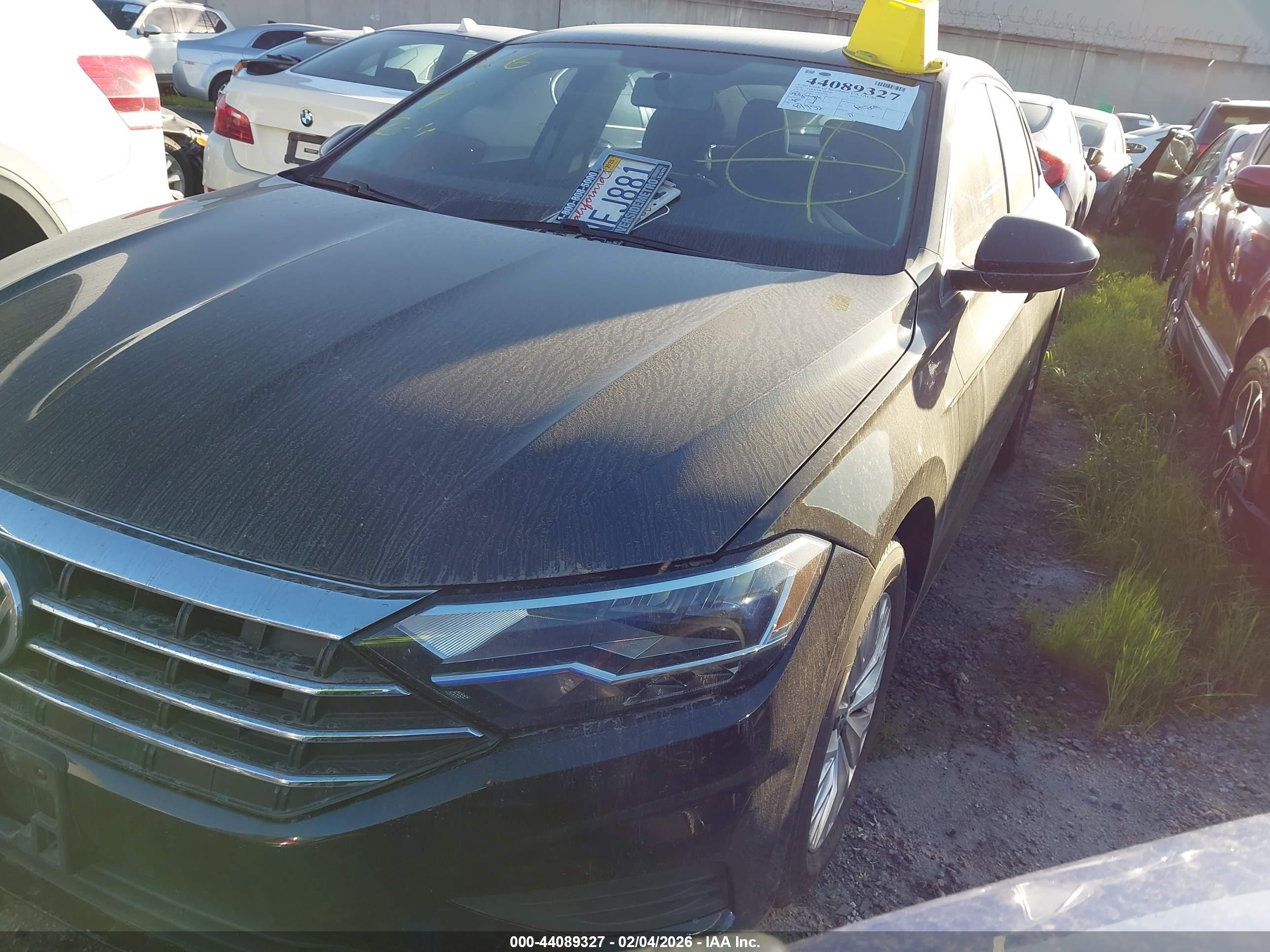 VOLKSWAGEN JETTA image 2