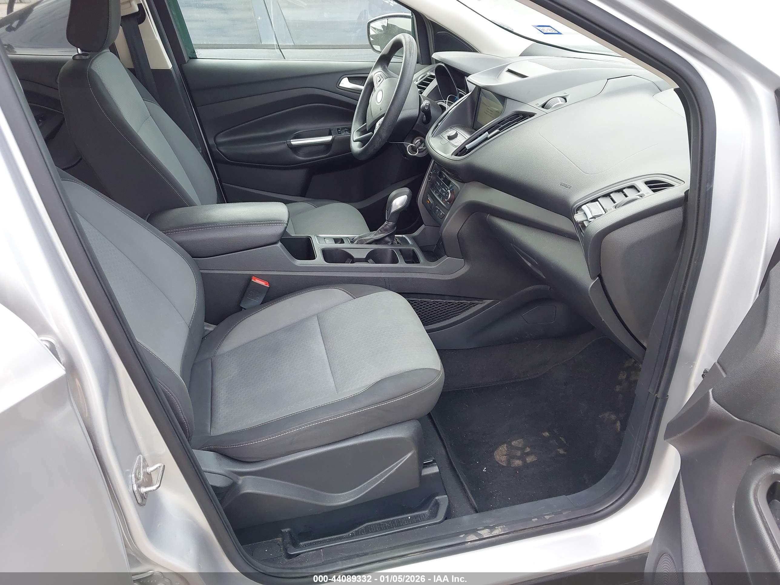 FORD ESCAPE image 5