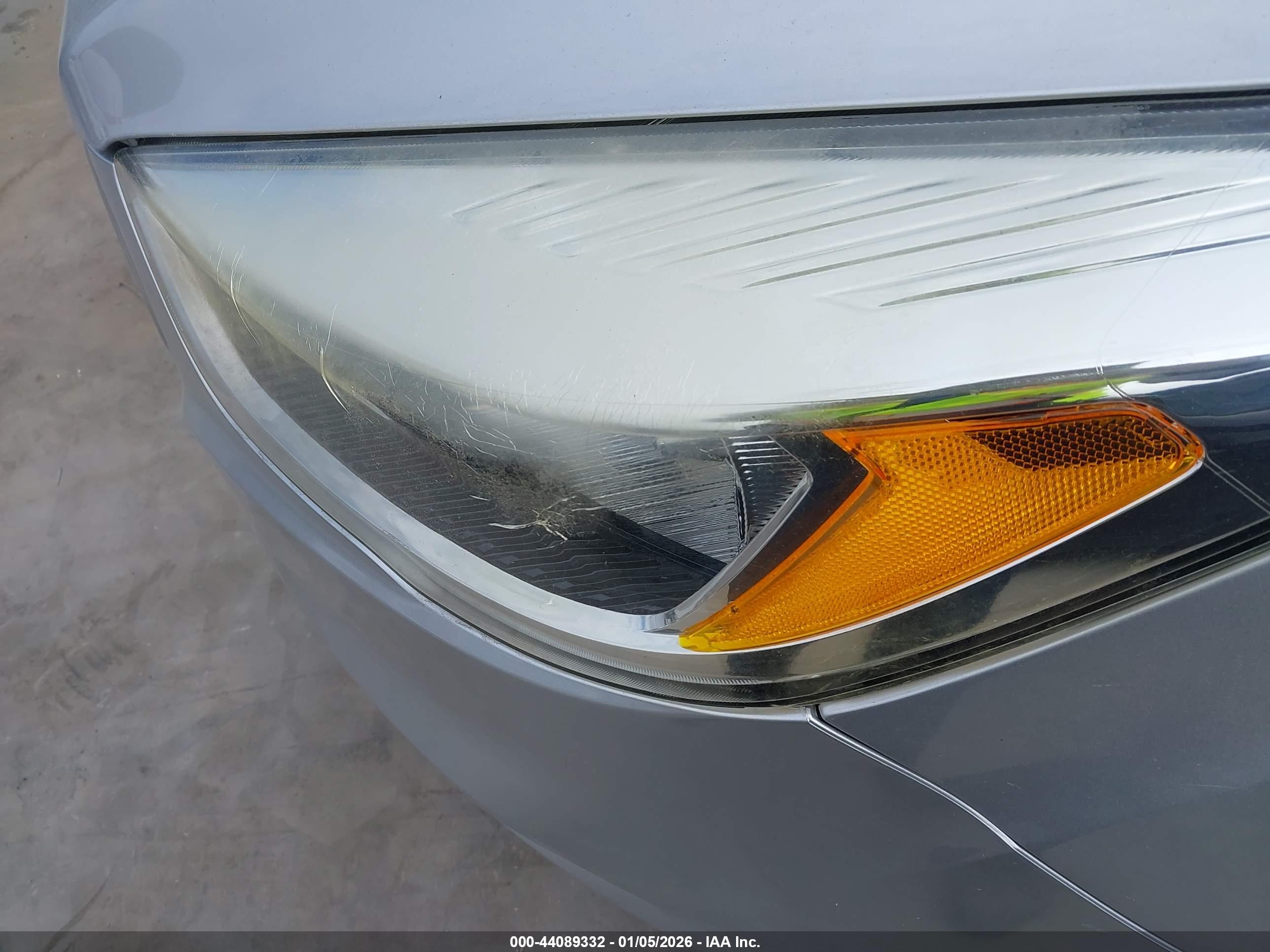 FORD ESCAPE image 6