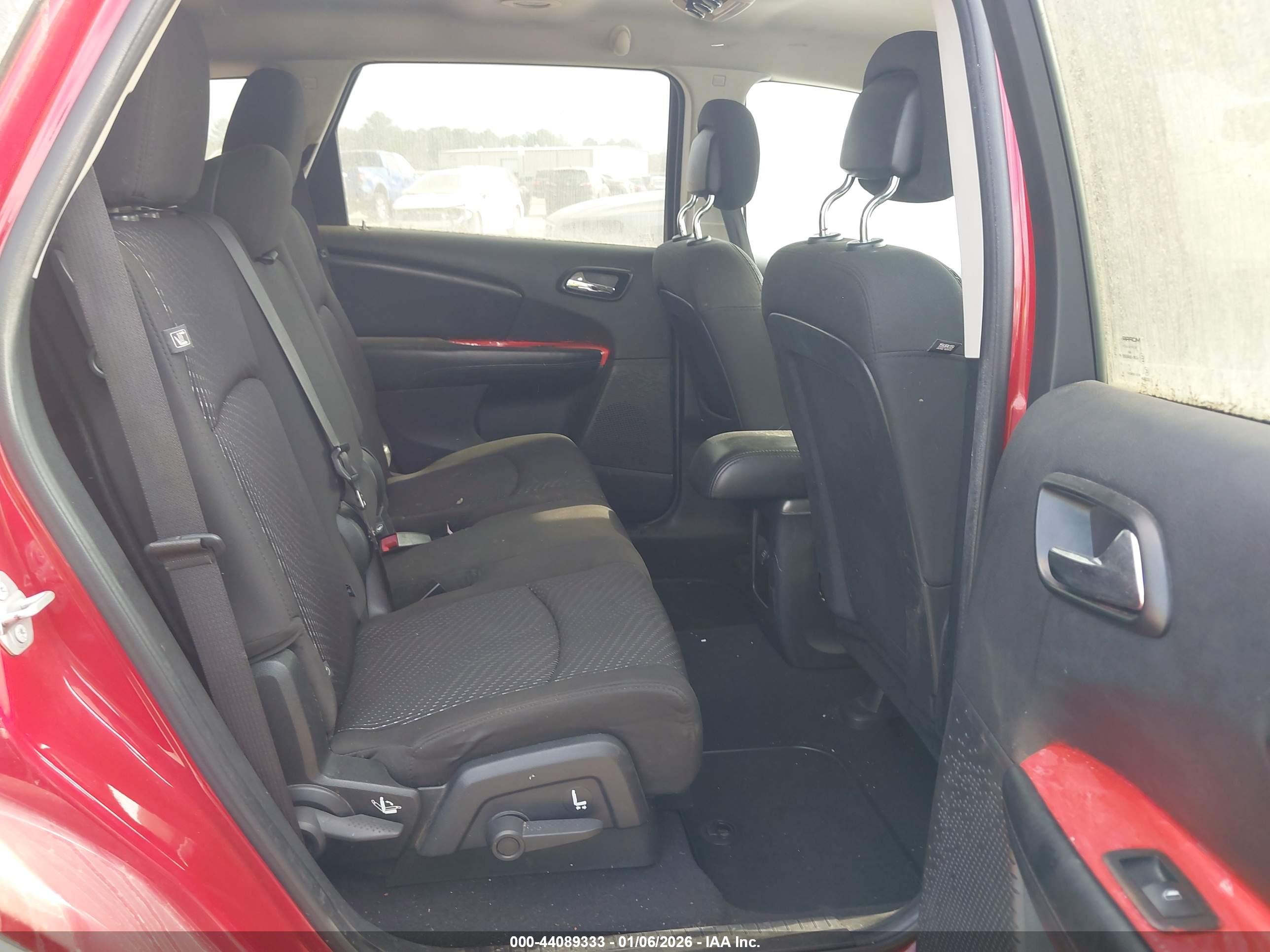 DODGE JOURNEY image 8