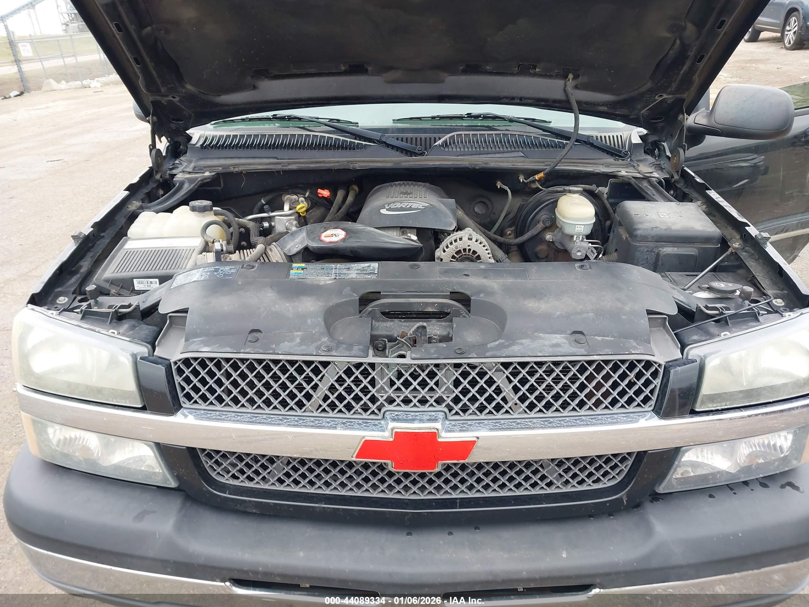 CHEVROLET SILVERADO image 10