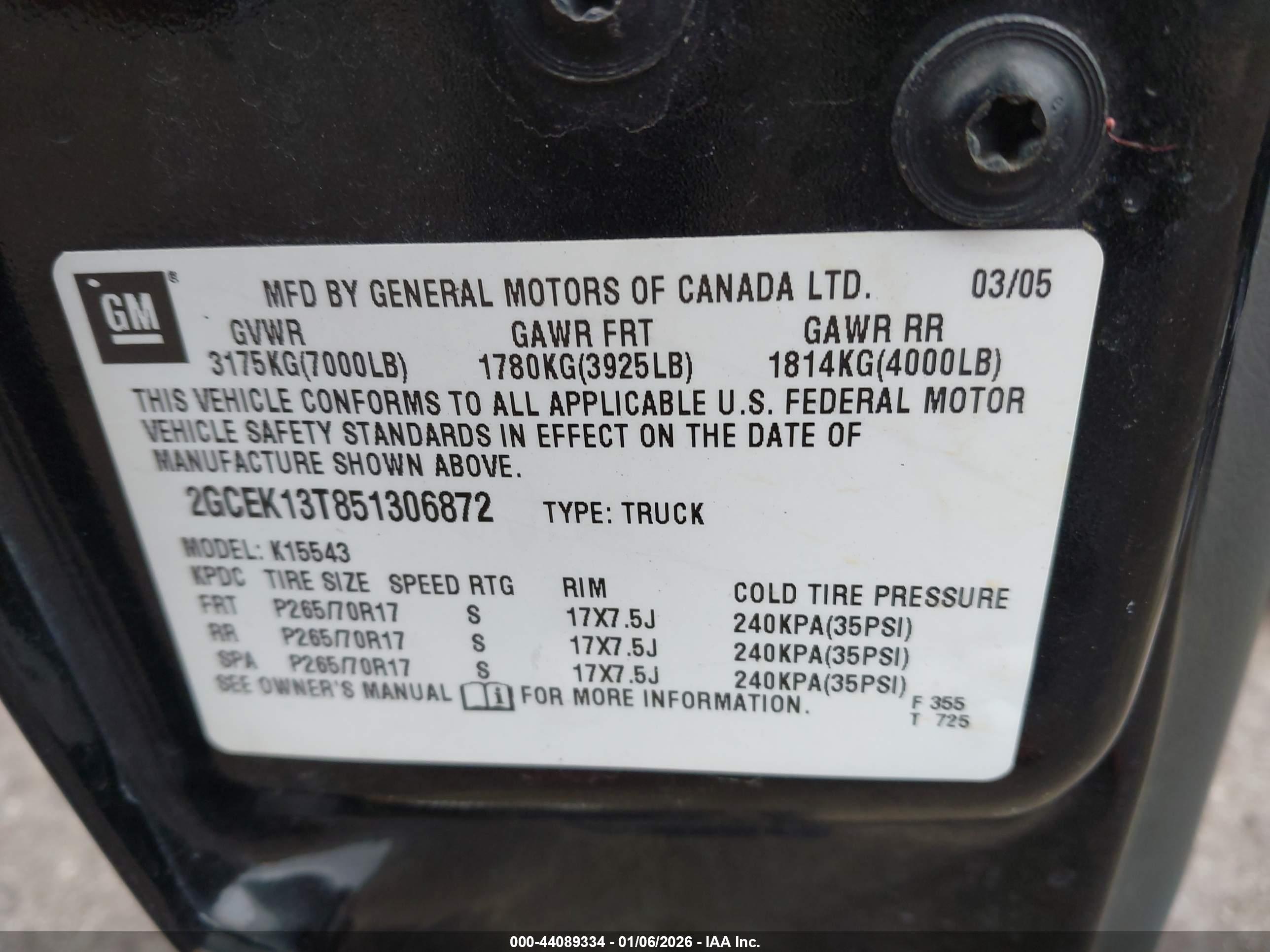 CHEVROLET SILVERADO image 9