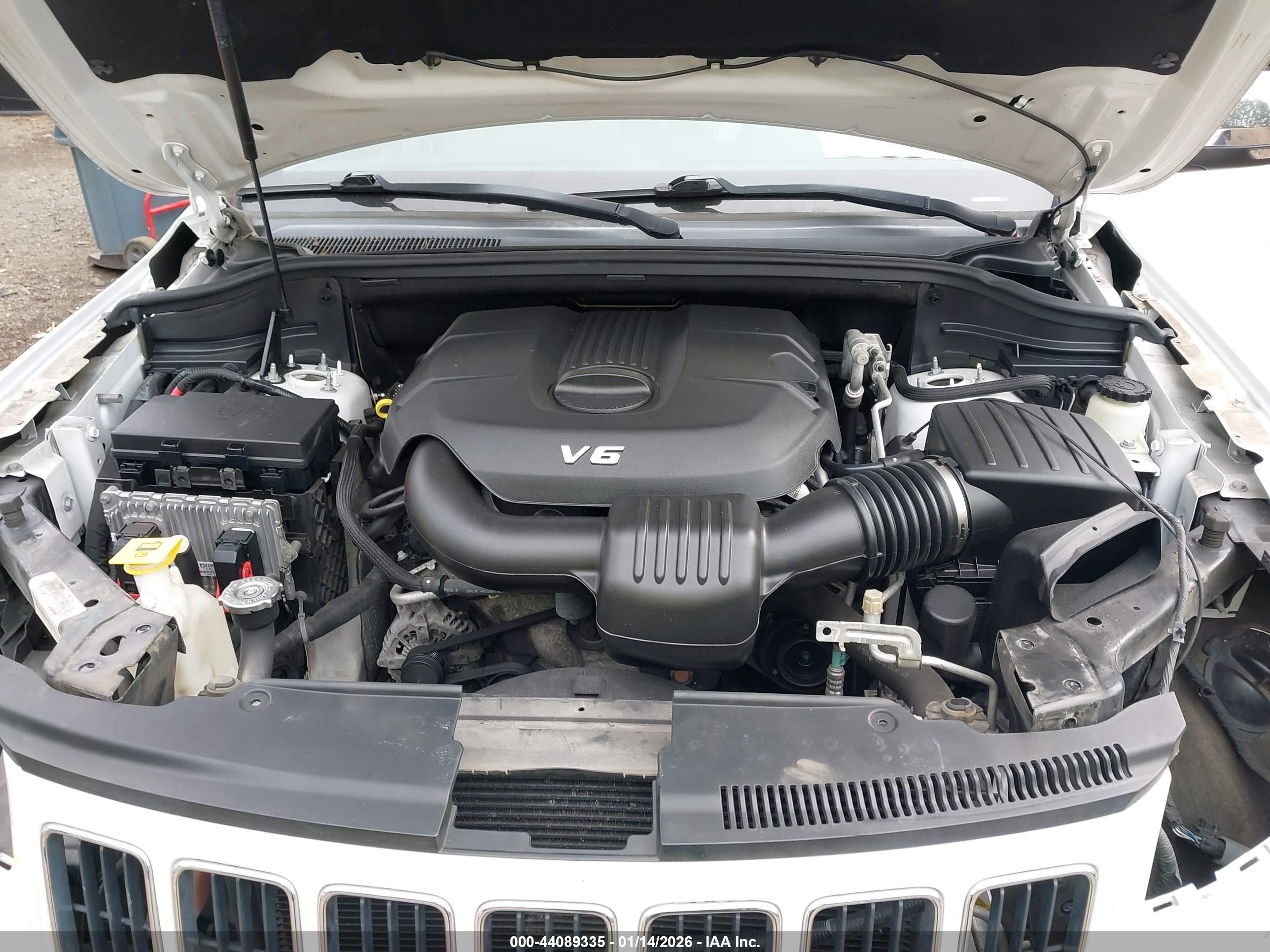 JEEP GRAND image 10