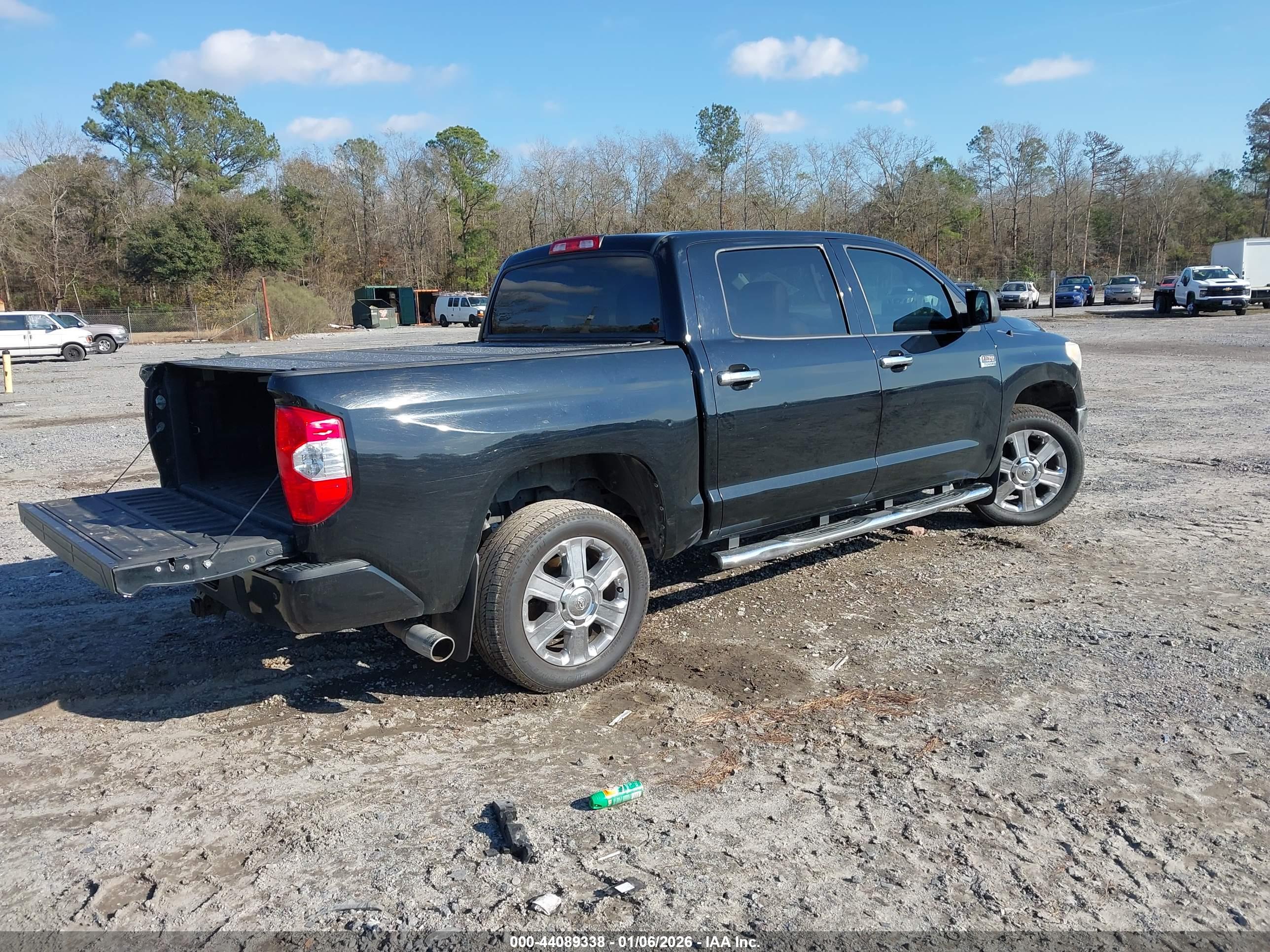 TOYOTA TUNDRA image 4
