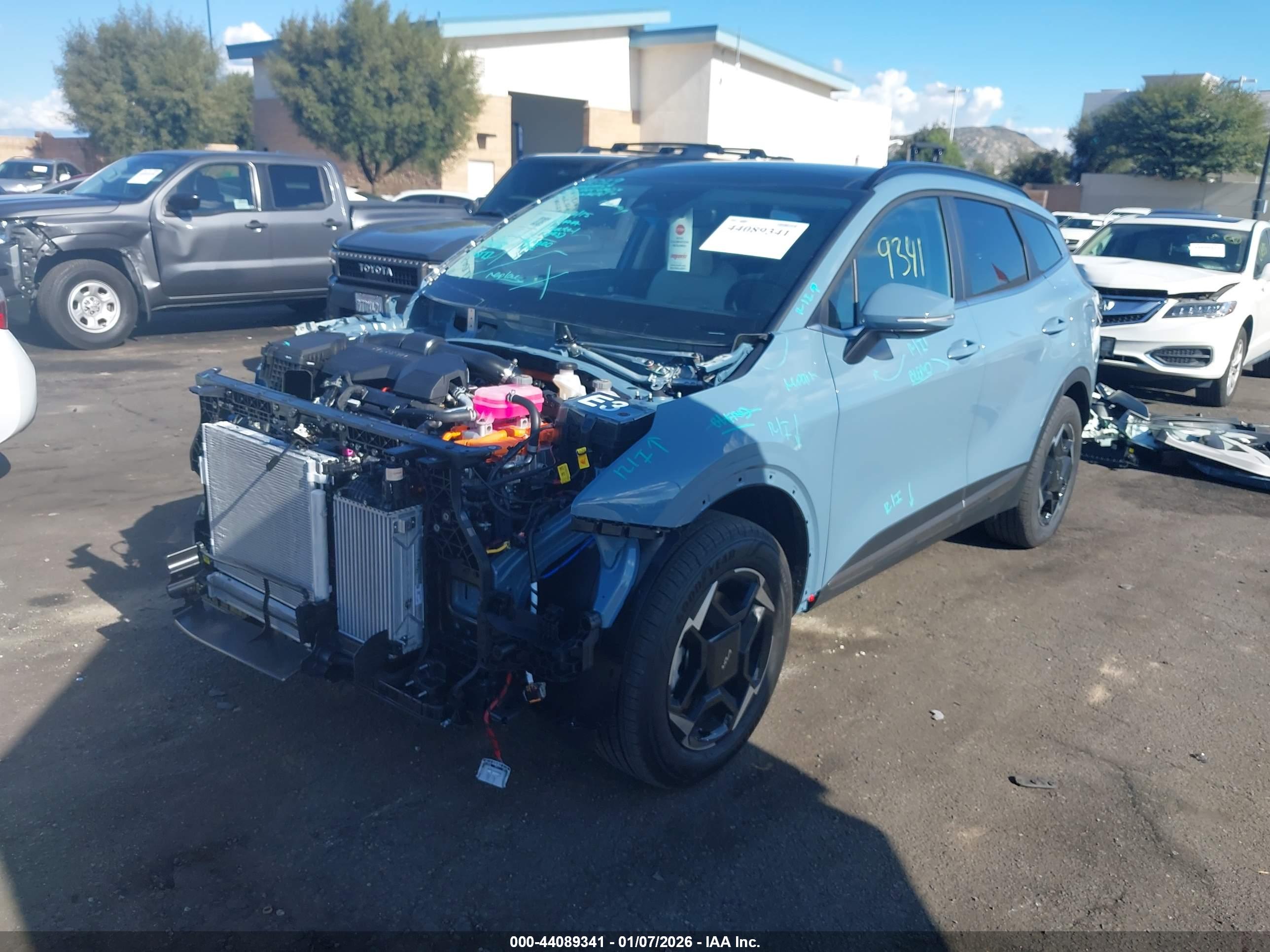 KIA SPORTAGE image 2