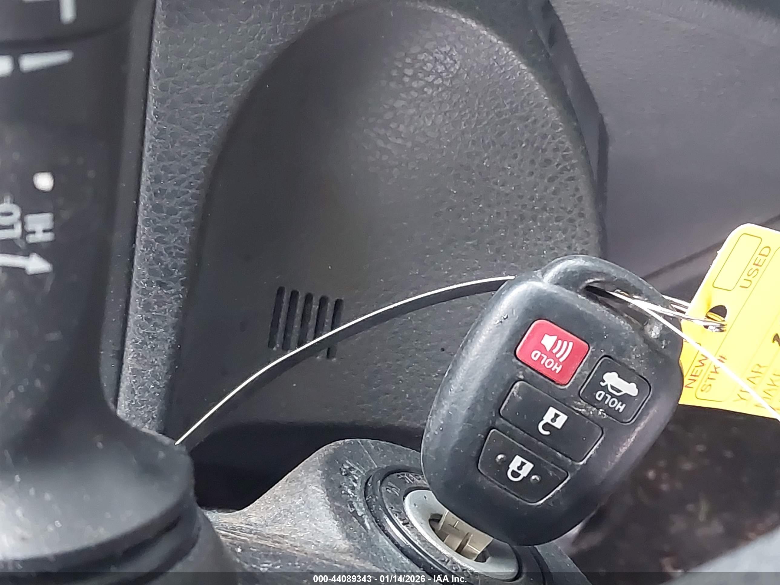 TOYOTA COROLLA image 11