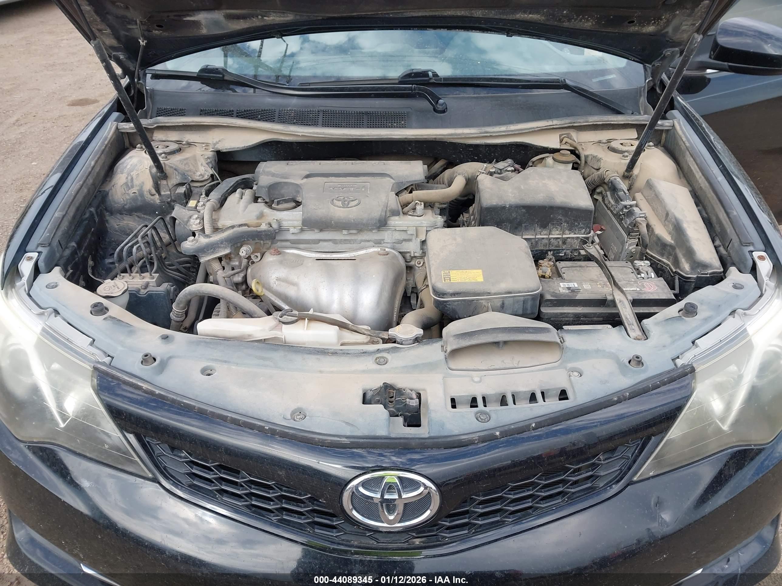 TOYOTA CAMRY image 10
