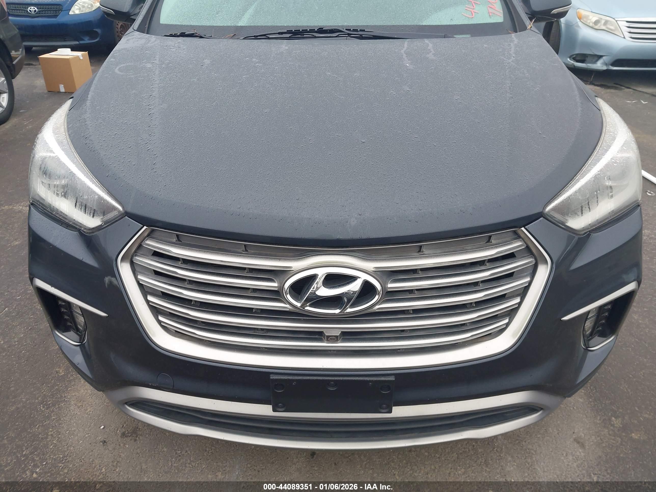 HYUNDAI SANTA image 6