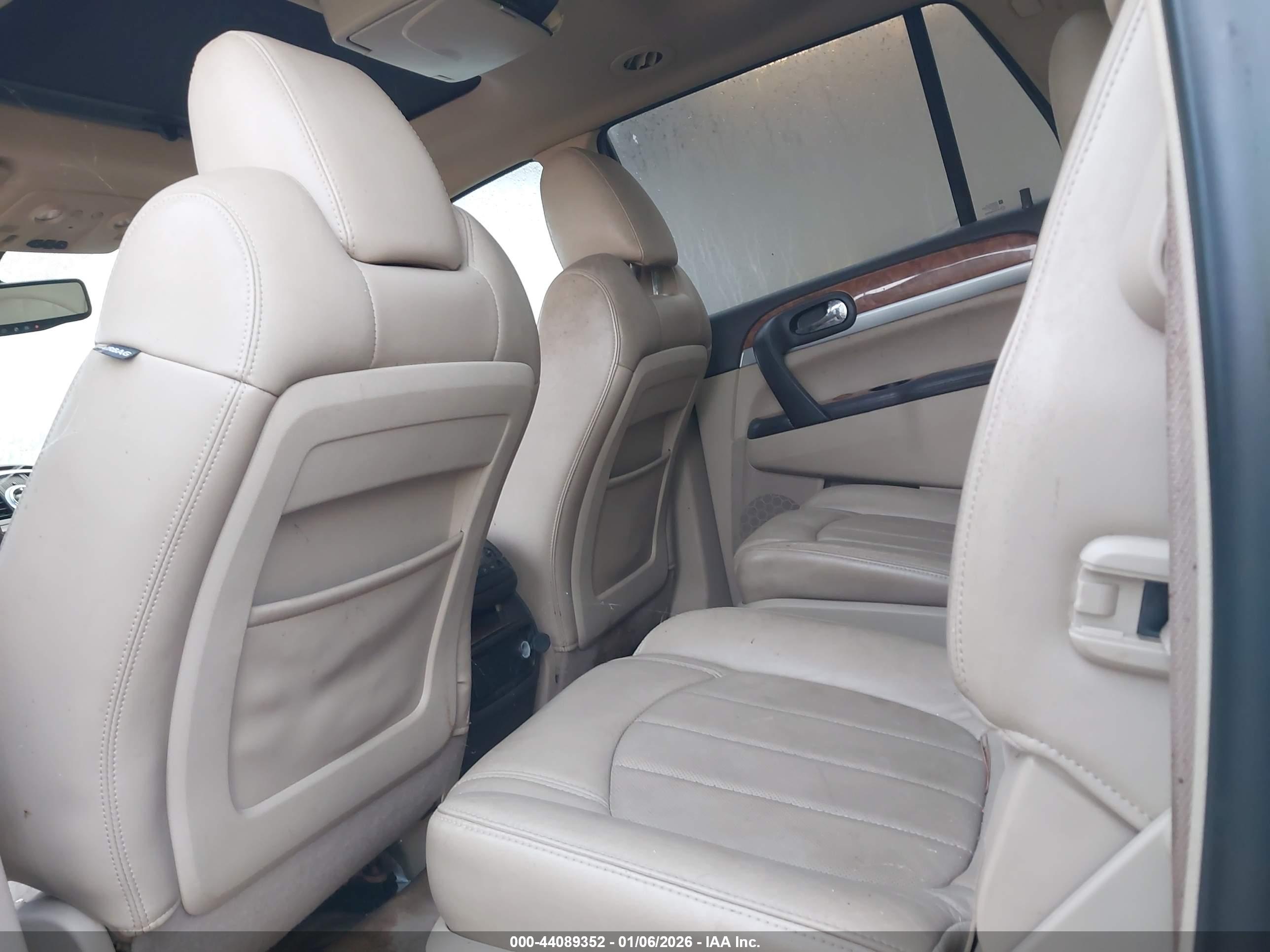 BUICK ENCLAVE image 8