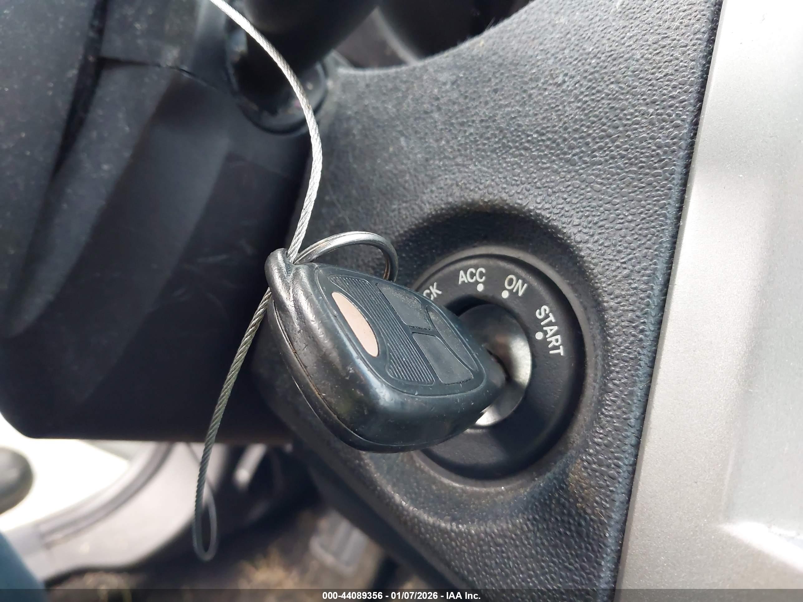 CHRYSLER SEBRING image 11