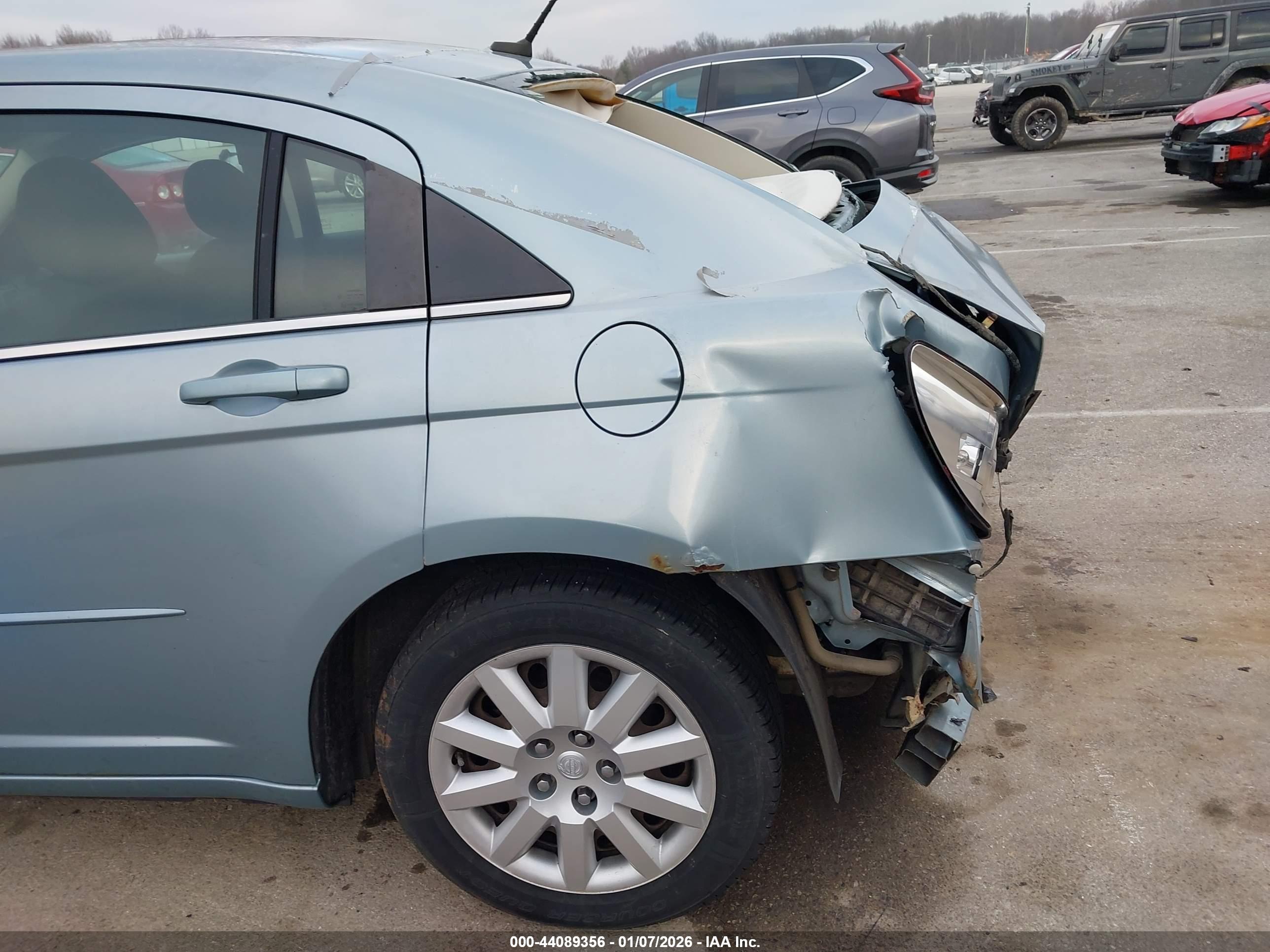 CHRYSLER SEBRING image 6
