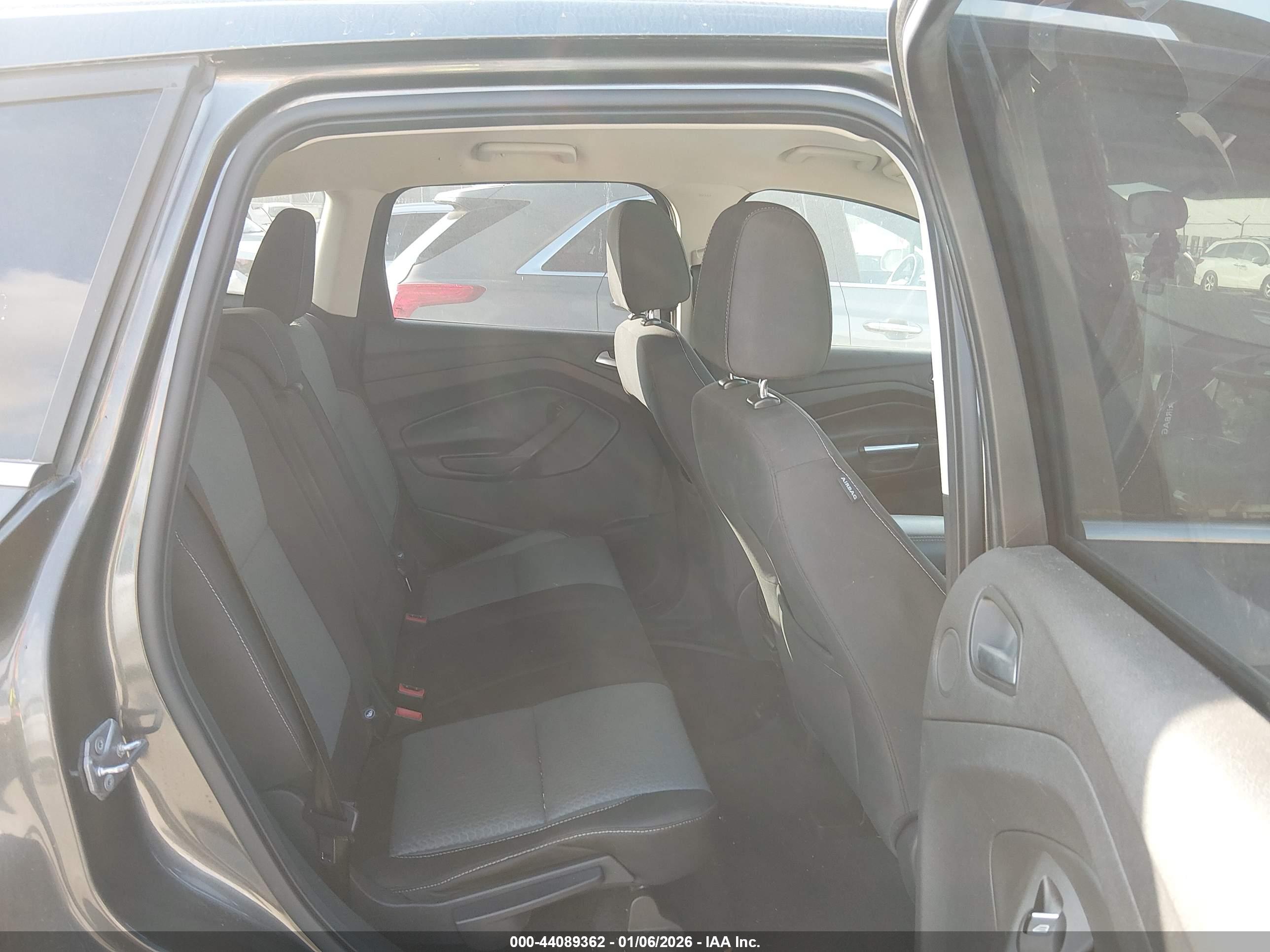 FORD ESCAPE image 8