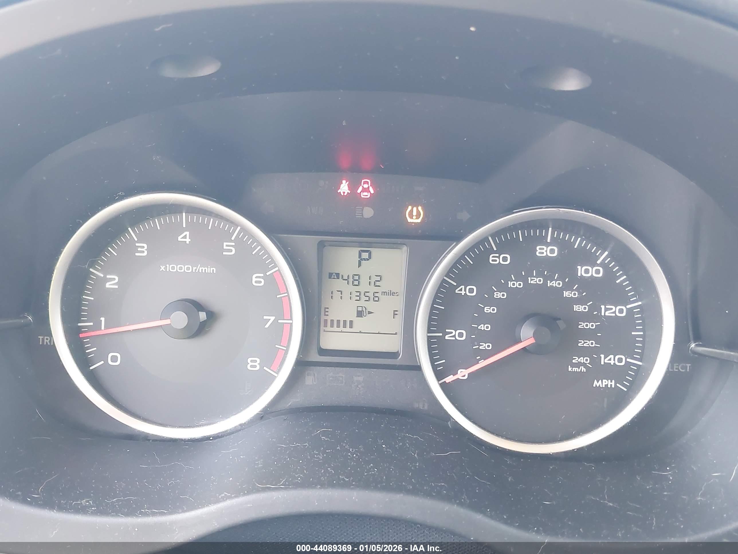 SUBARU FORESTER image 7