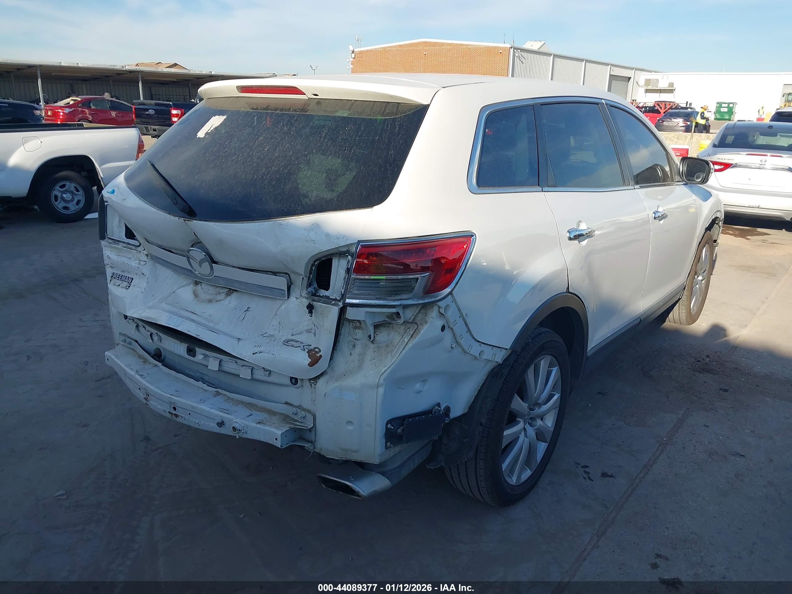 MAZDA CX-9 image 4