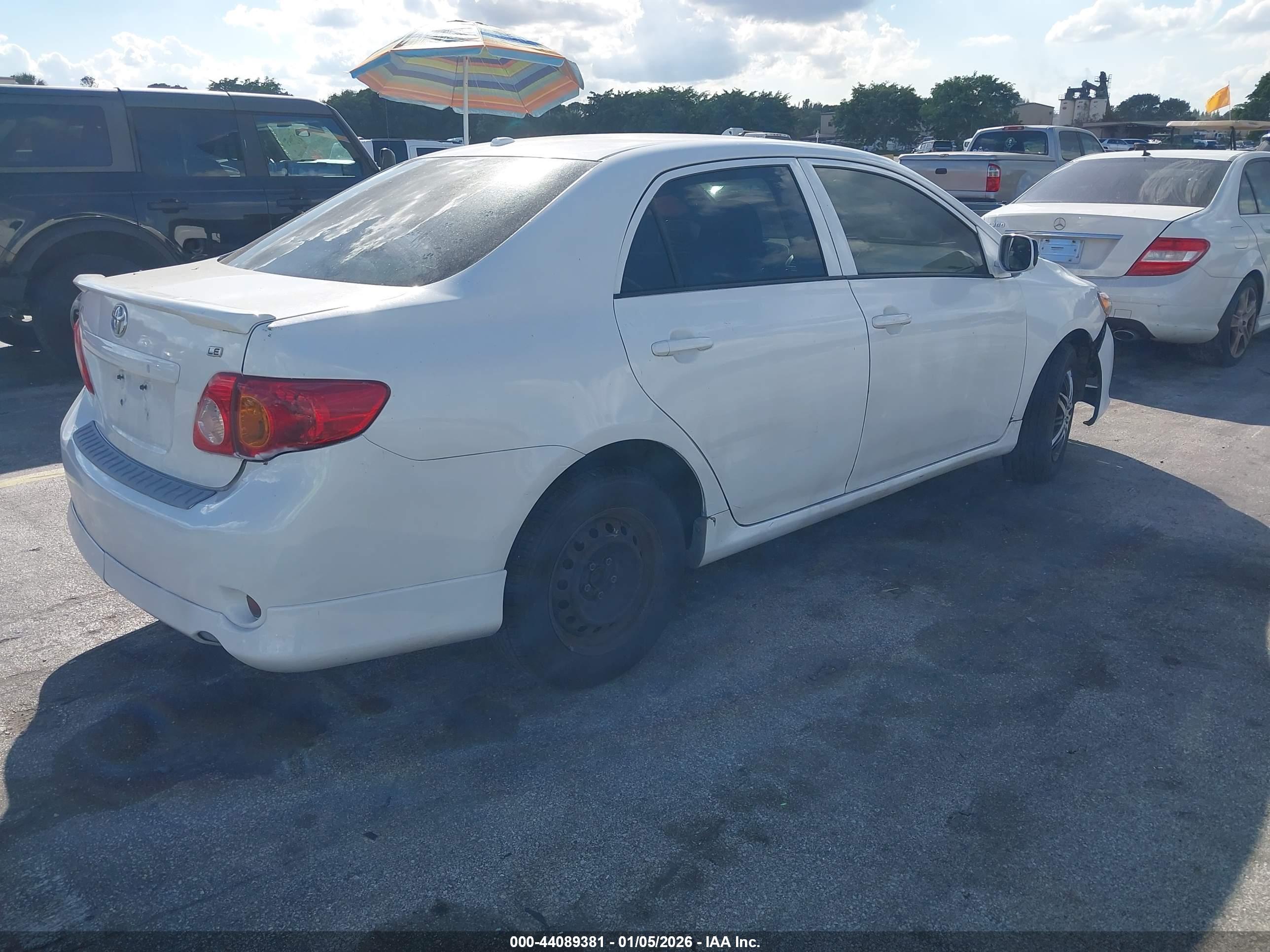 TOYOTA COROLLA image 4