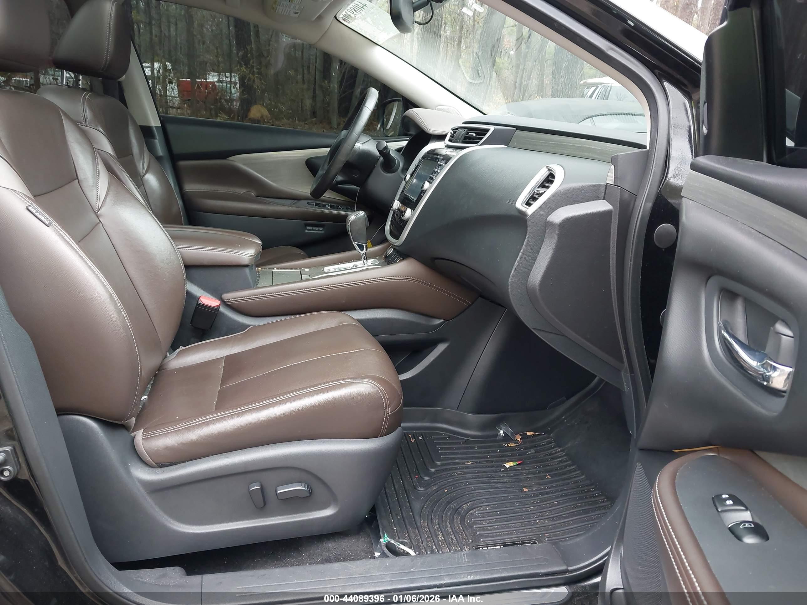 NISSAN MURANO image 5