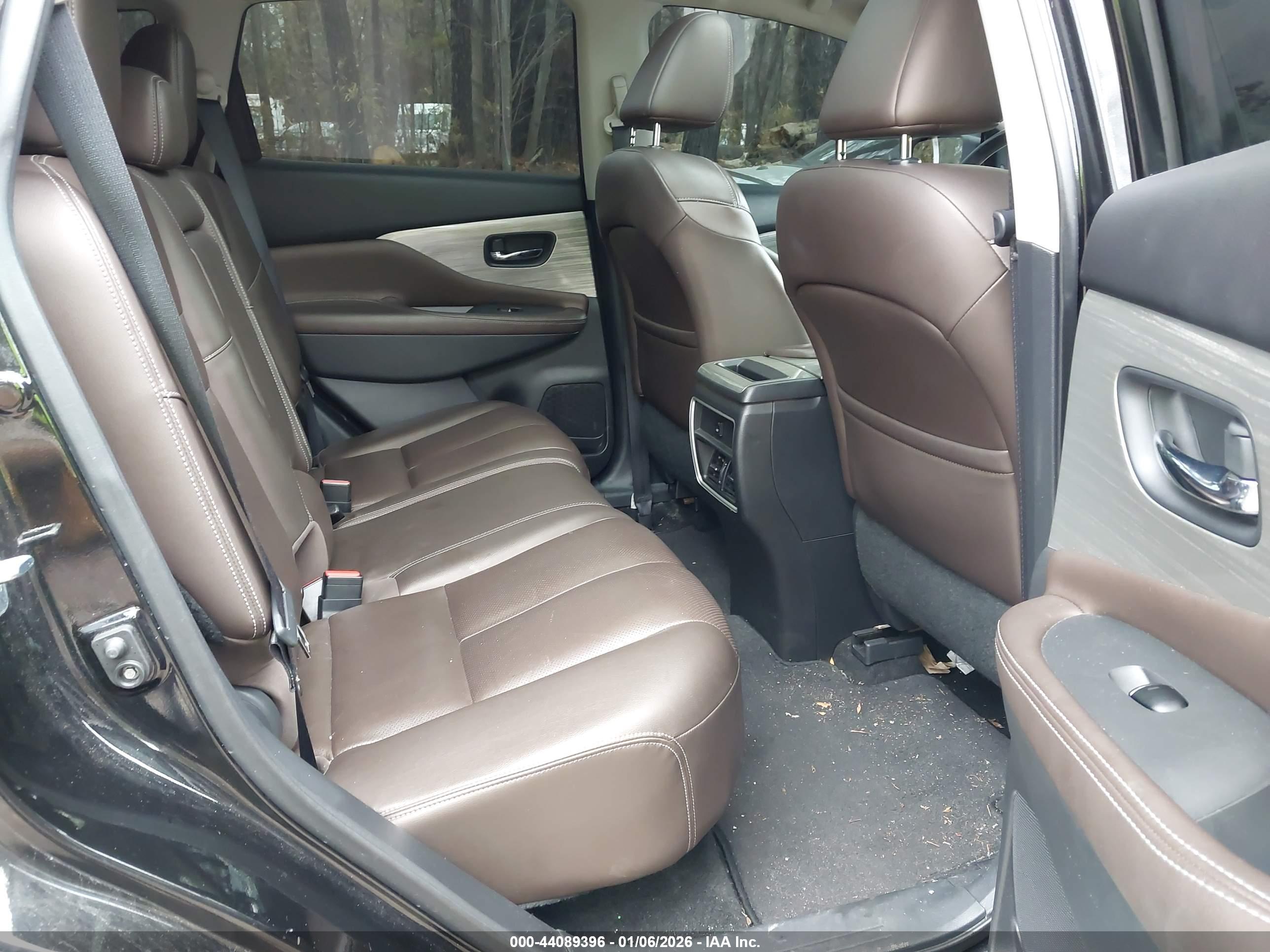 NISSAN MURANO image 8