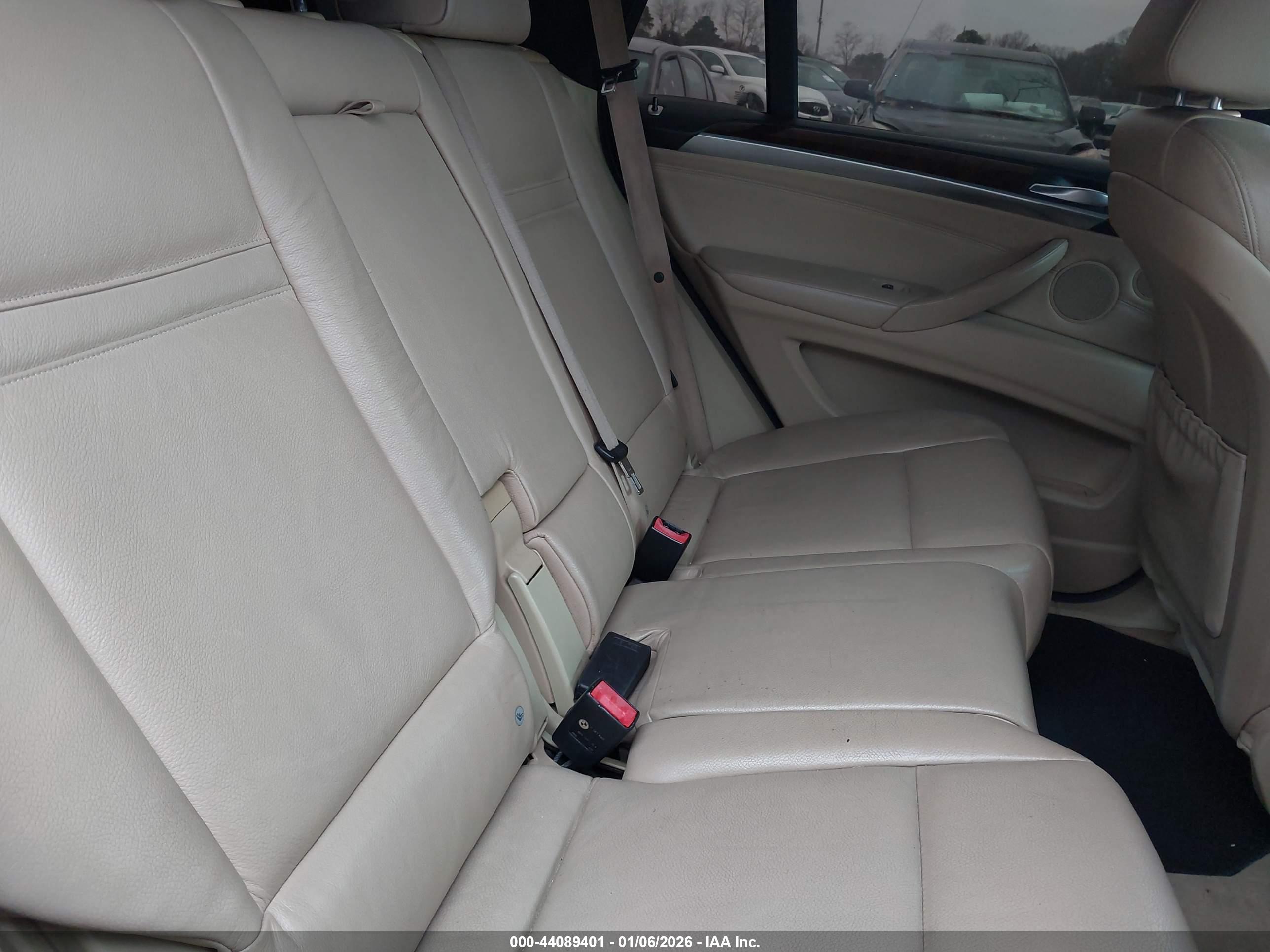 BMW X5 image 8
