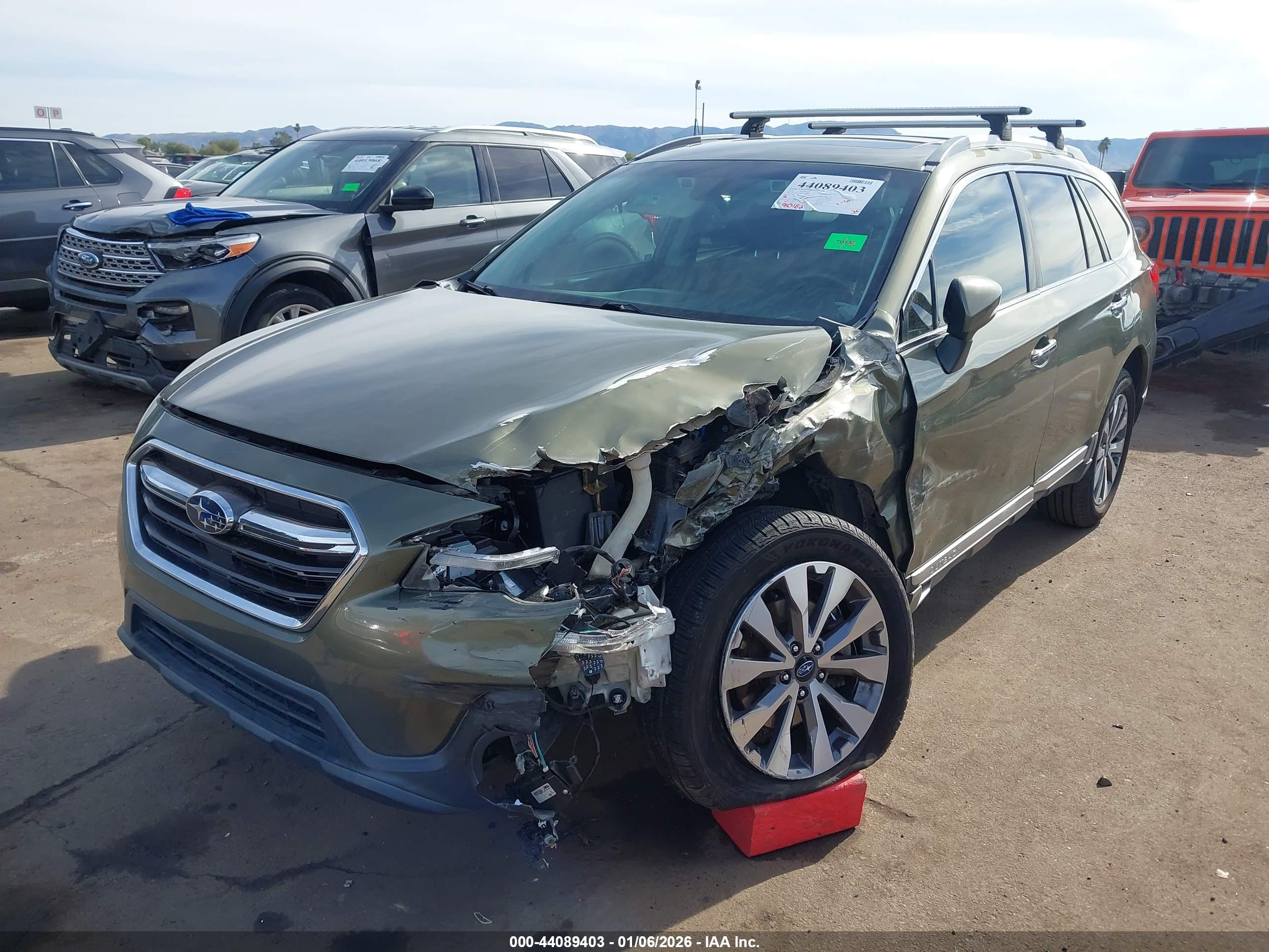 SUBARU OUTBACK image 6