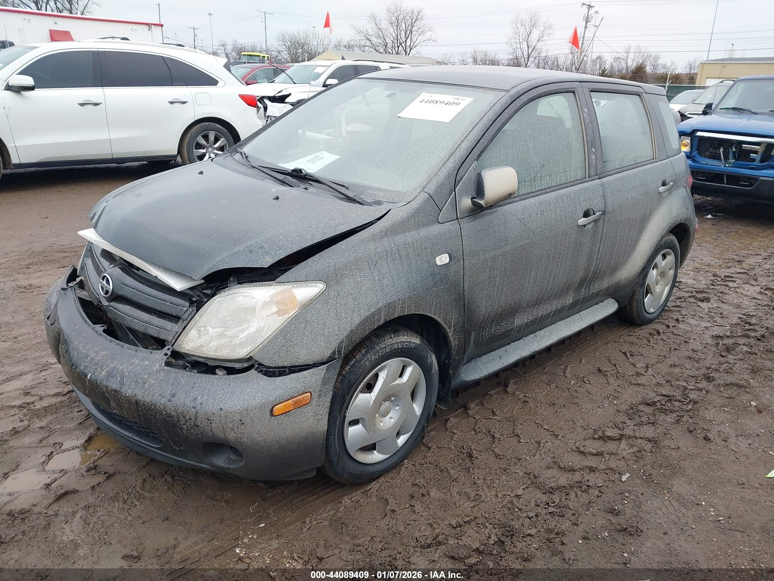 SCION XA image 2