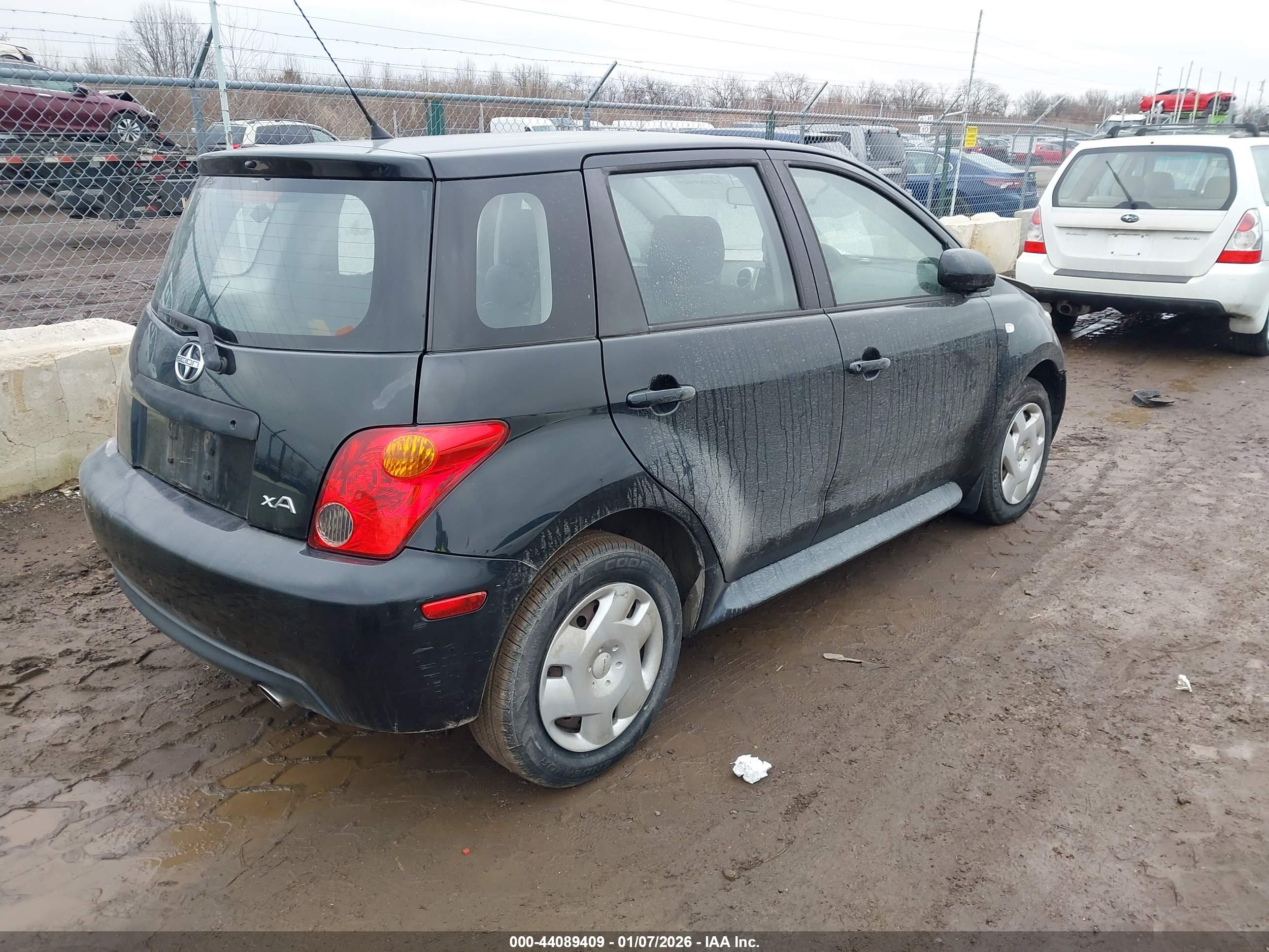 SCION XA image 4