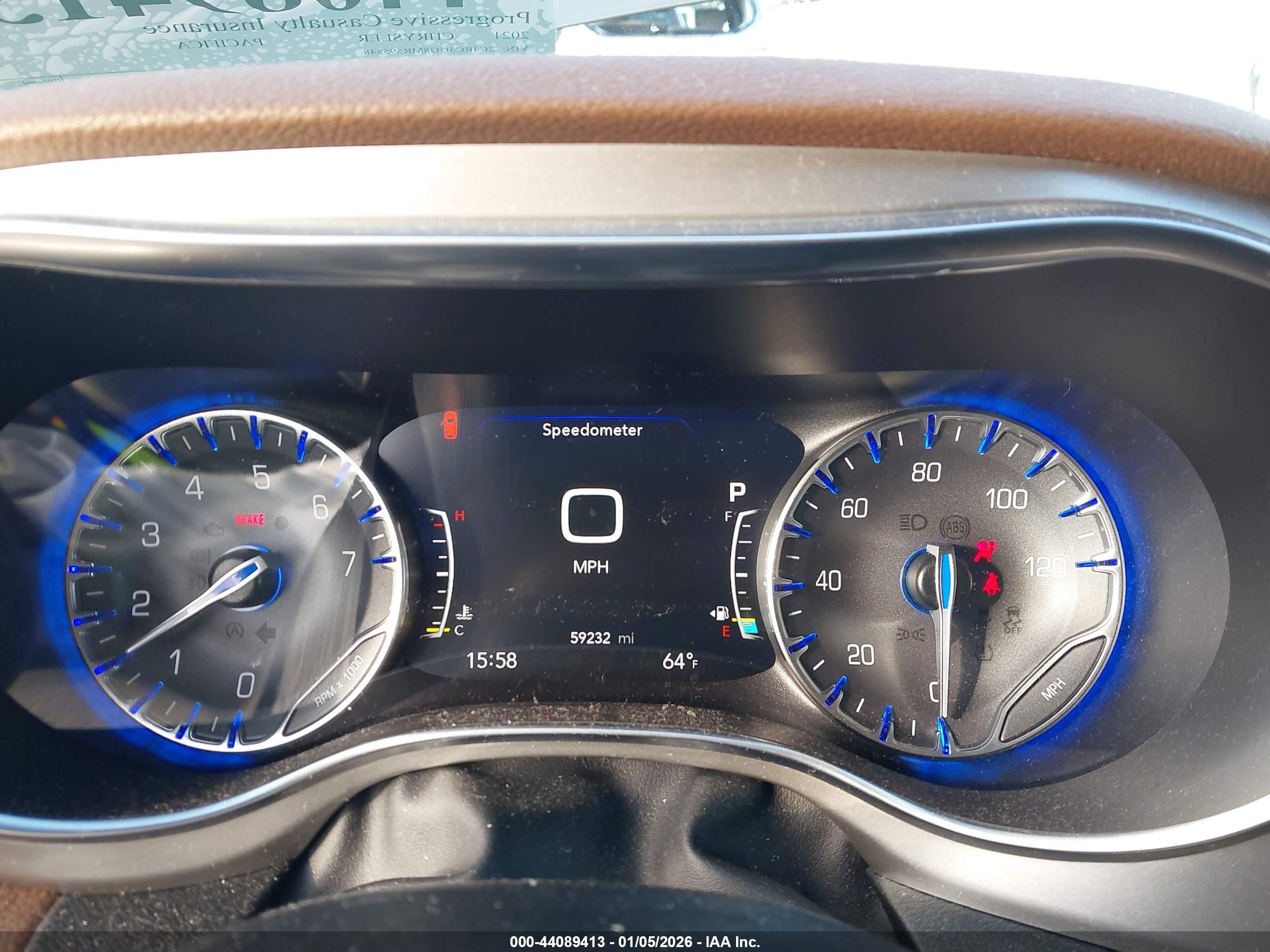CHRYSLER PACIFICA image 7