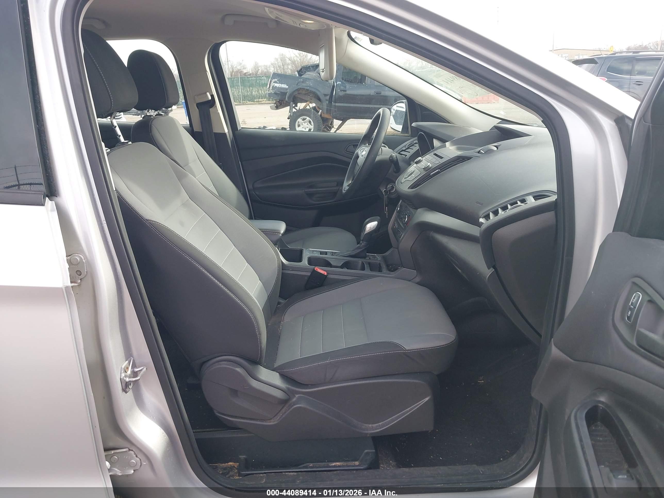 FORD ESCAPE image 5