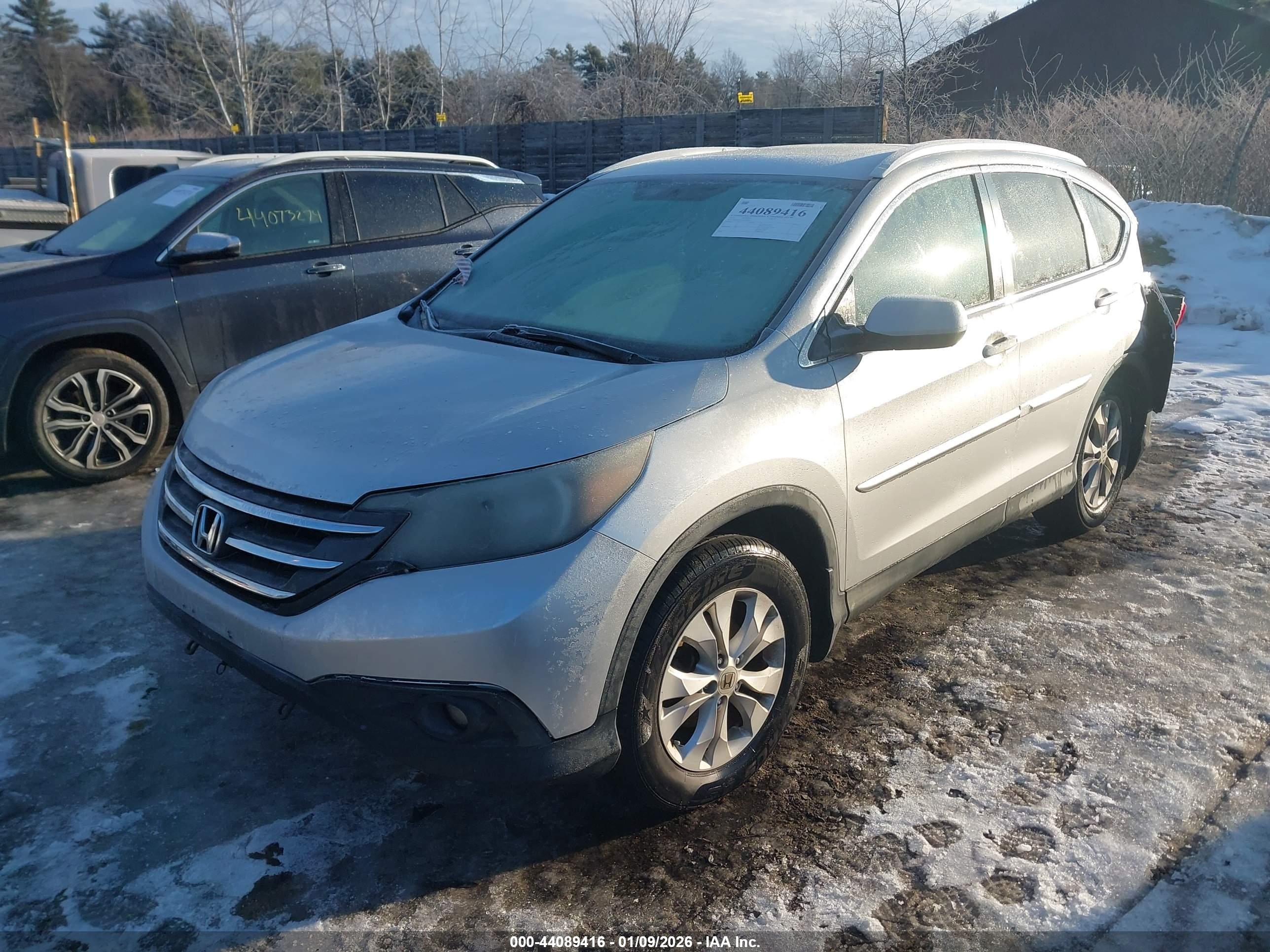 HONDA CR-V image 2
