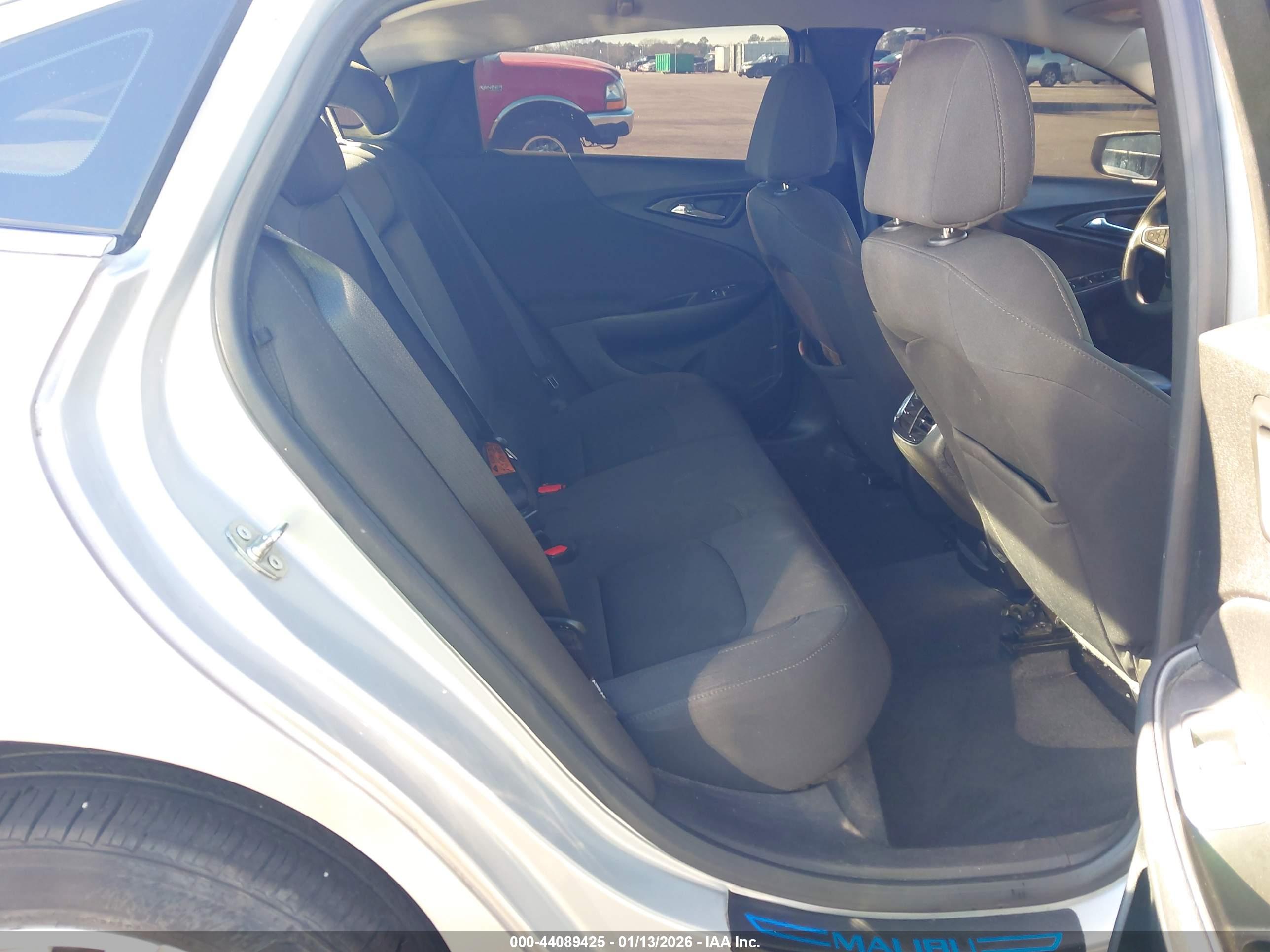 CHEVROLET MALIBU image 8