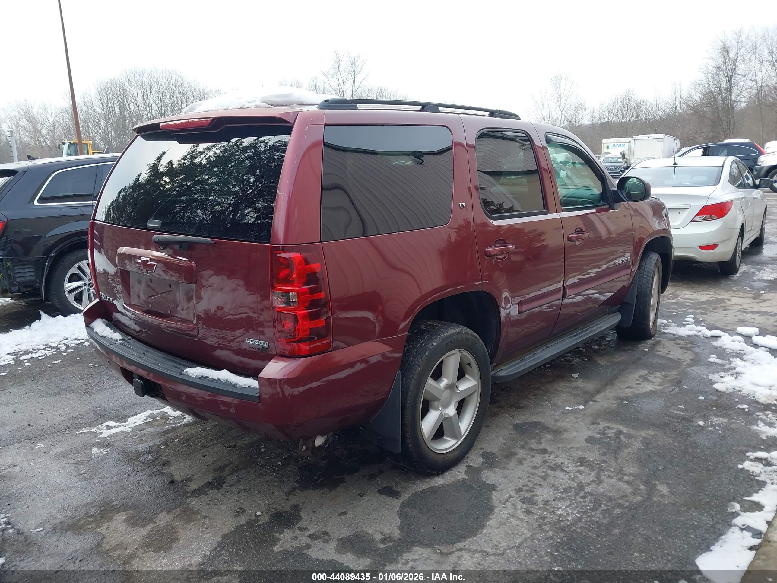 CHEVROLET TAHOE image 4