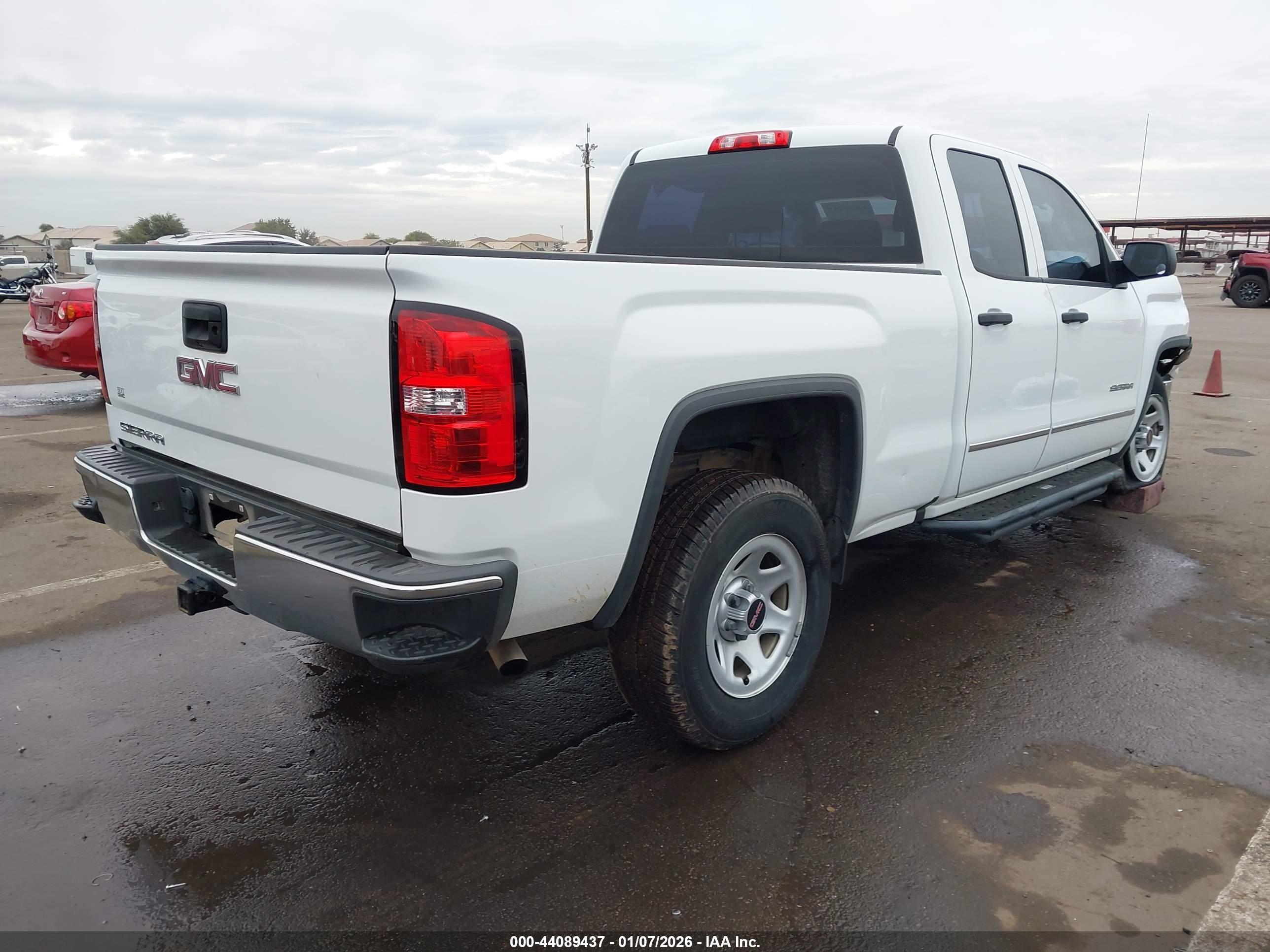 GMC SIERRA image 4