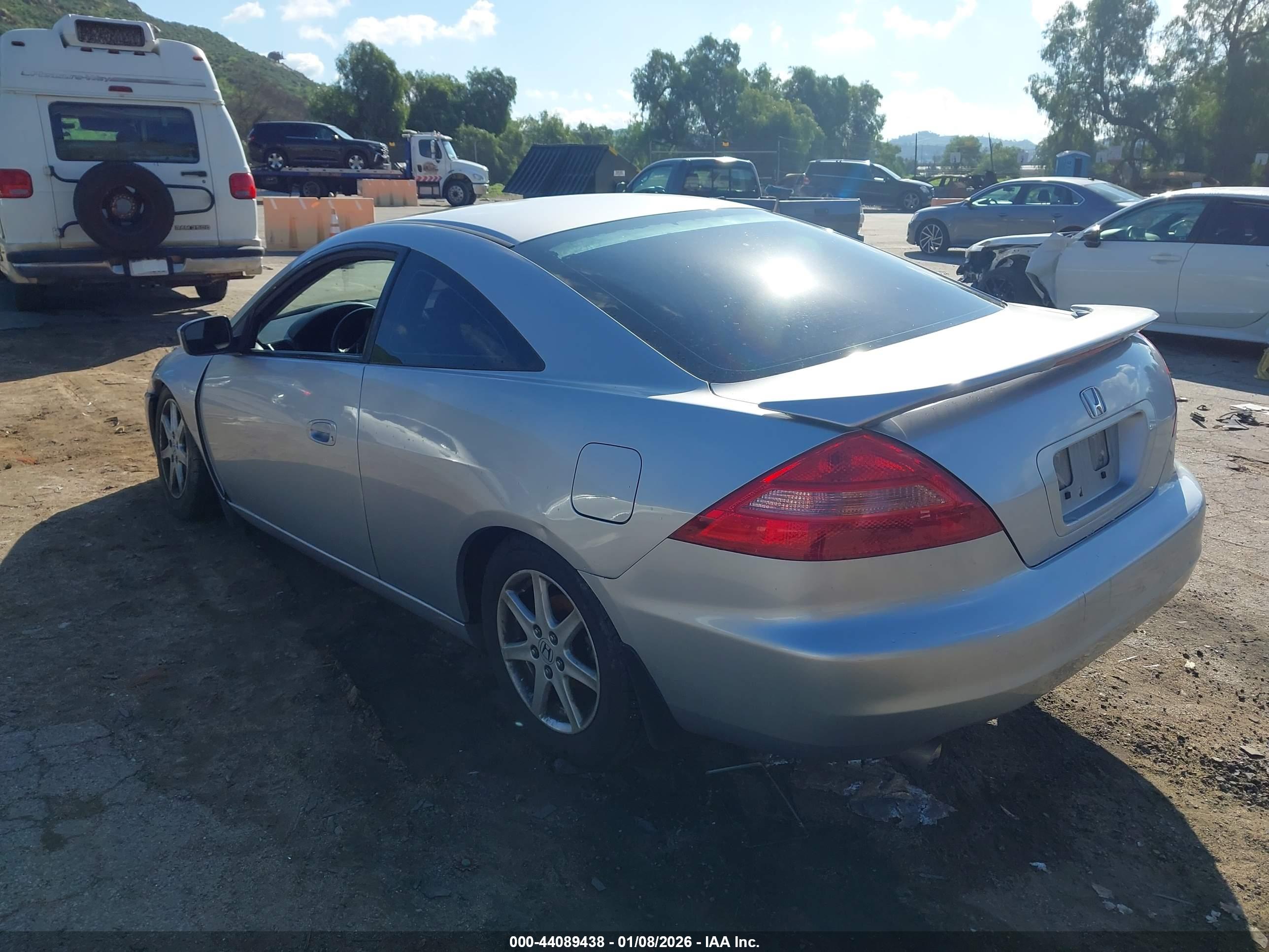 HONDA ACCORD image 3