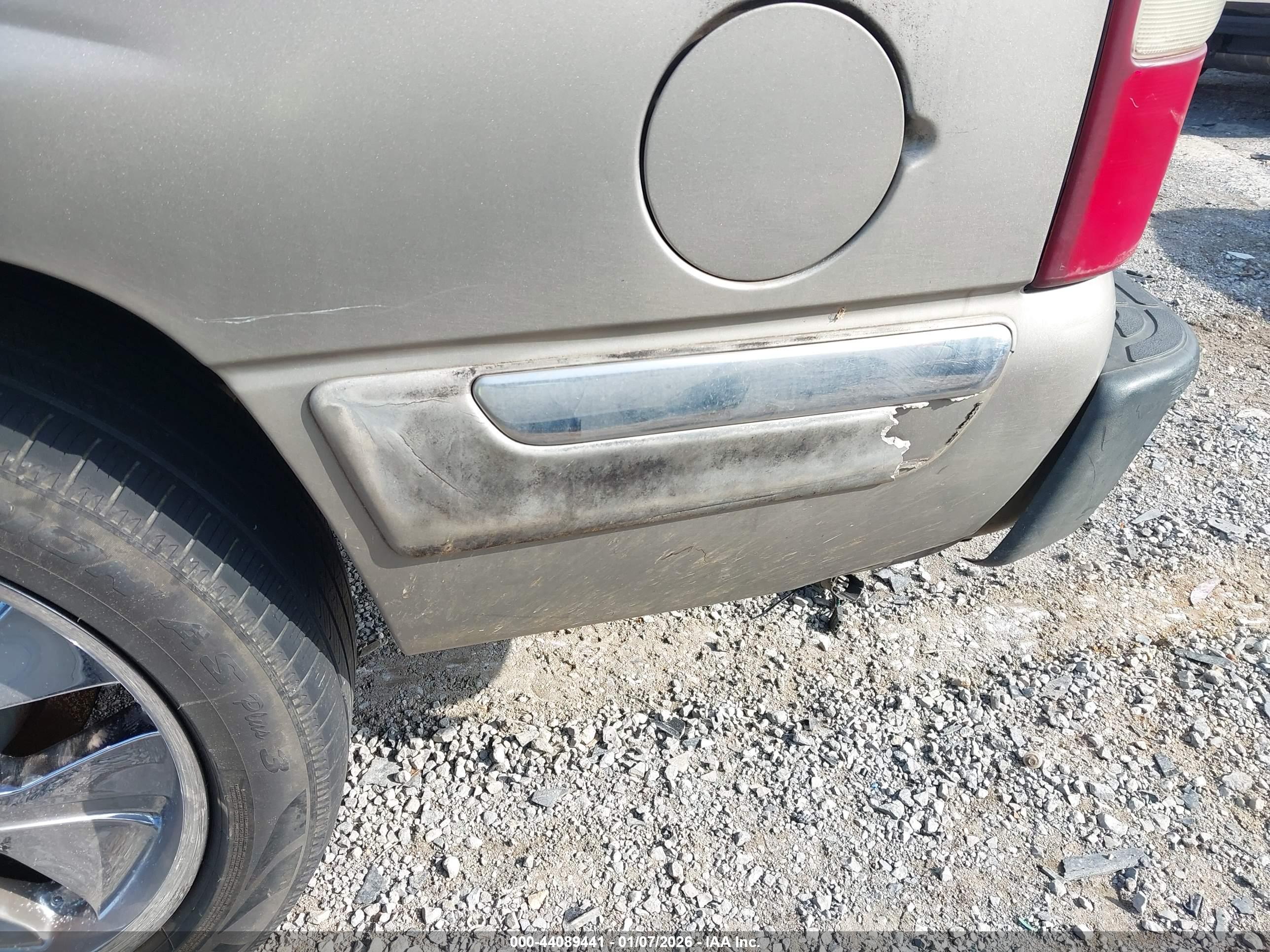 GMC YUKON image 6