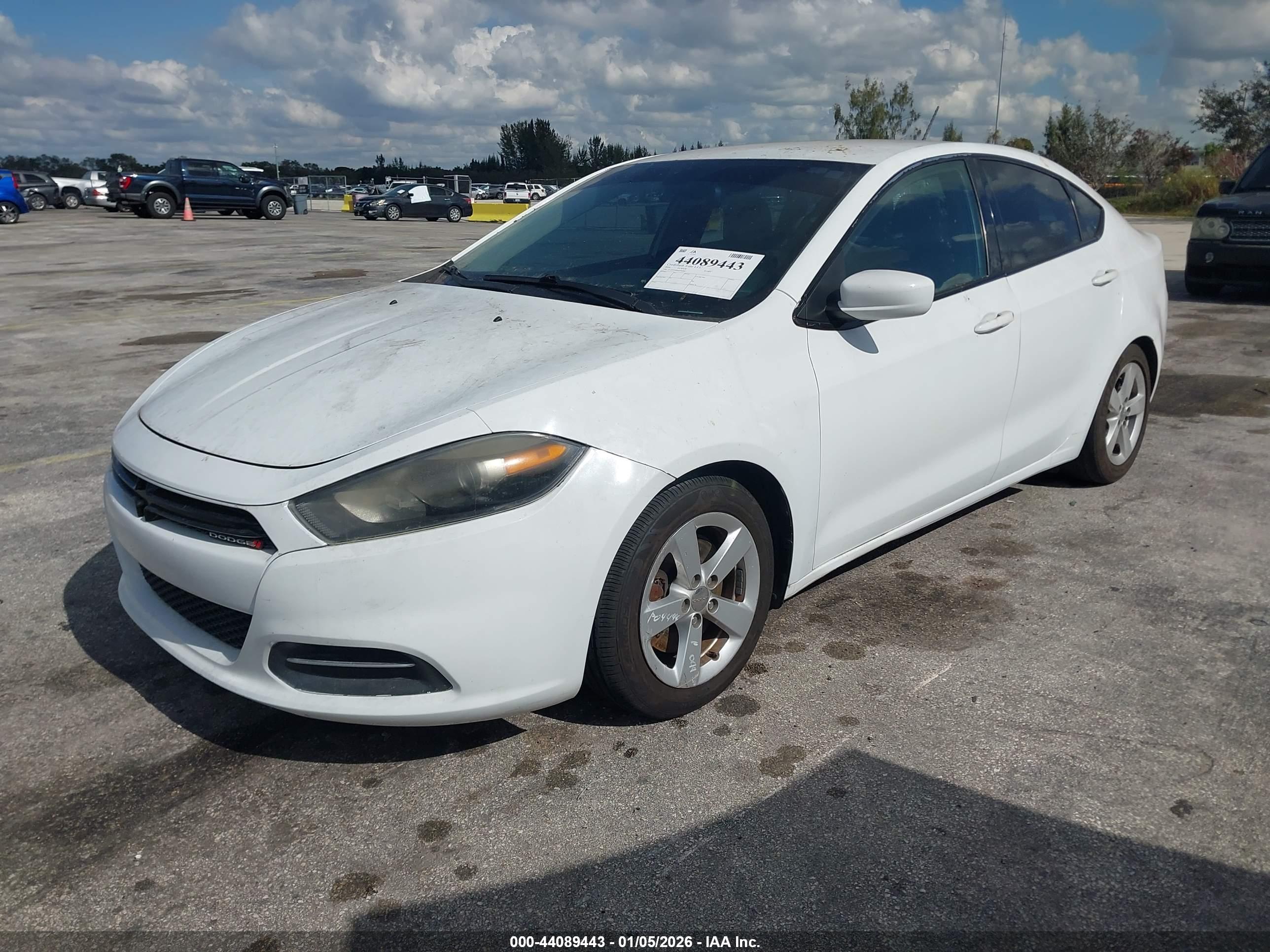 DODGE DART image 2