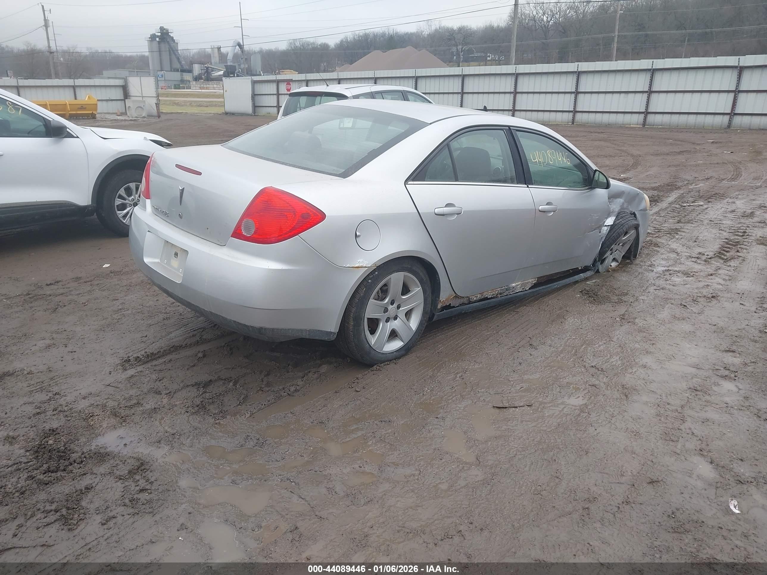 PONTIAC G6 image 4