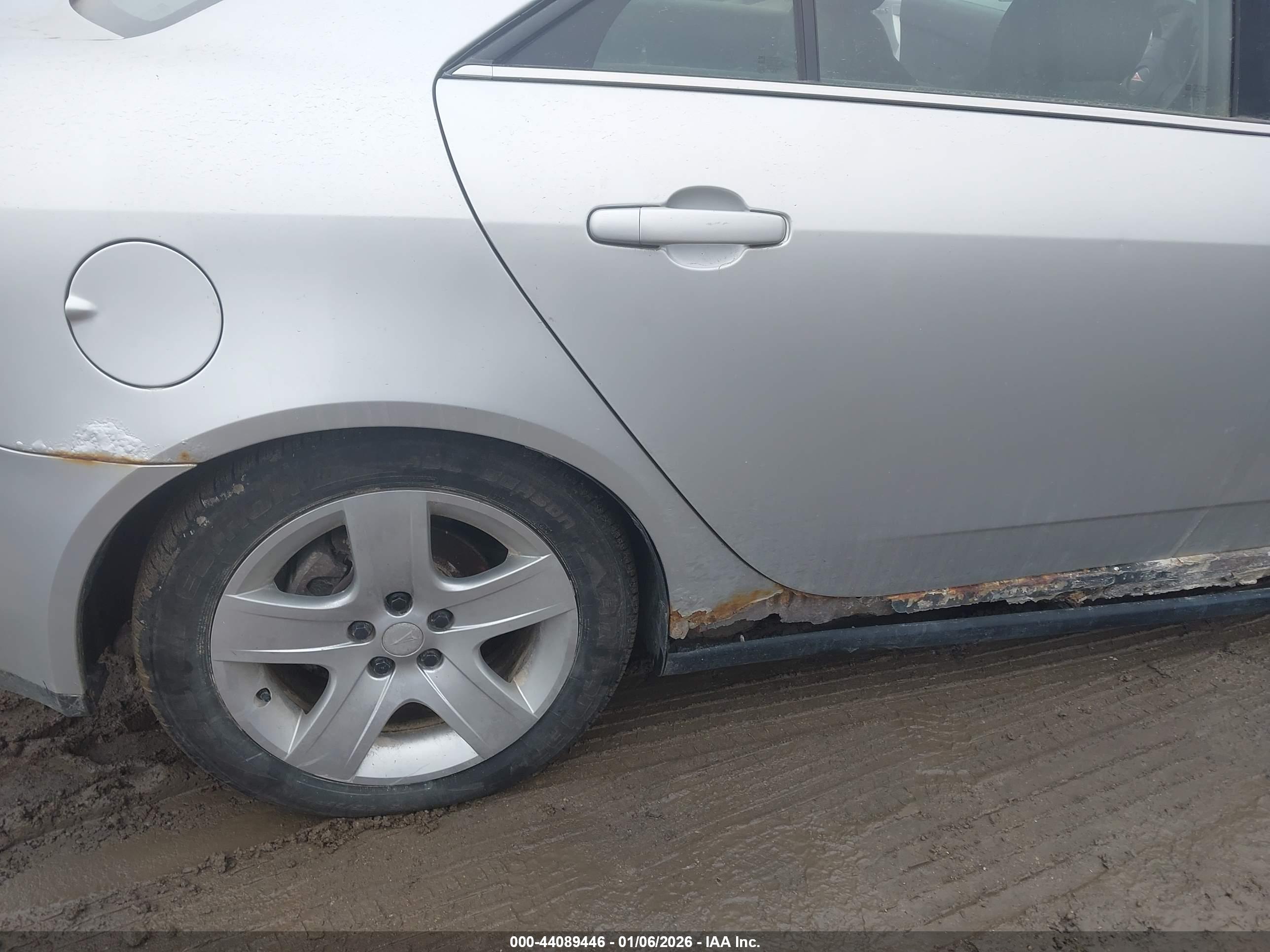 PONTIAC G6 image 6