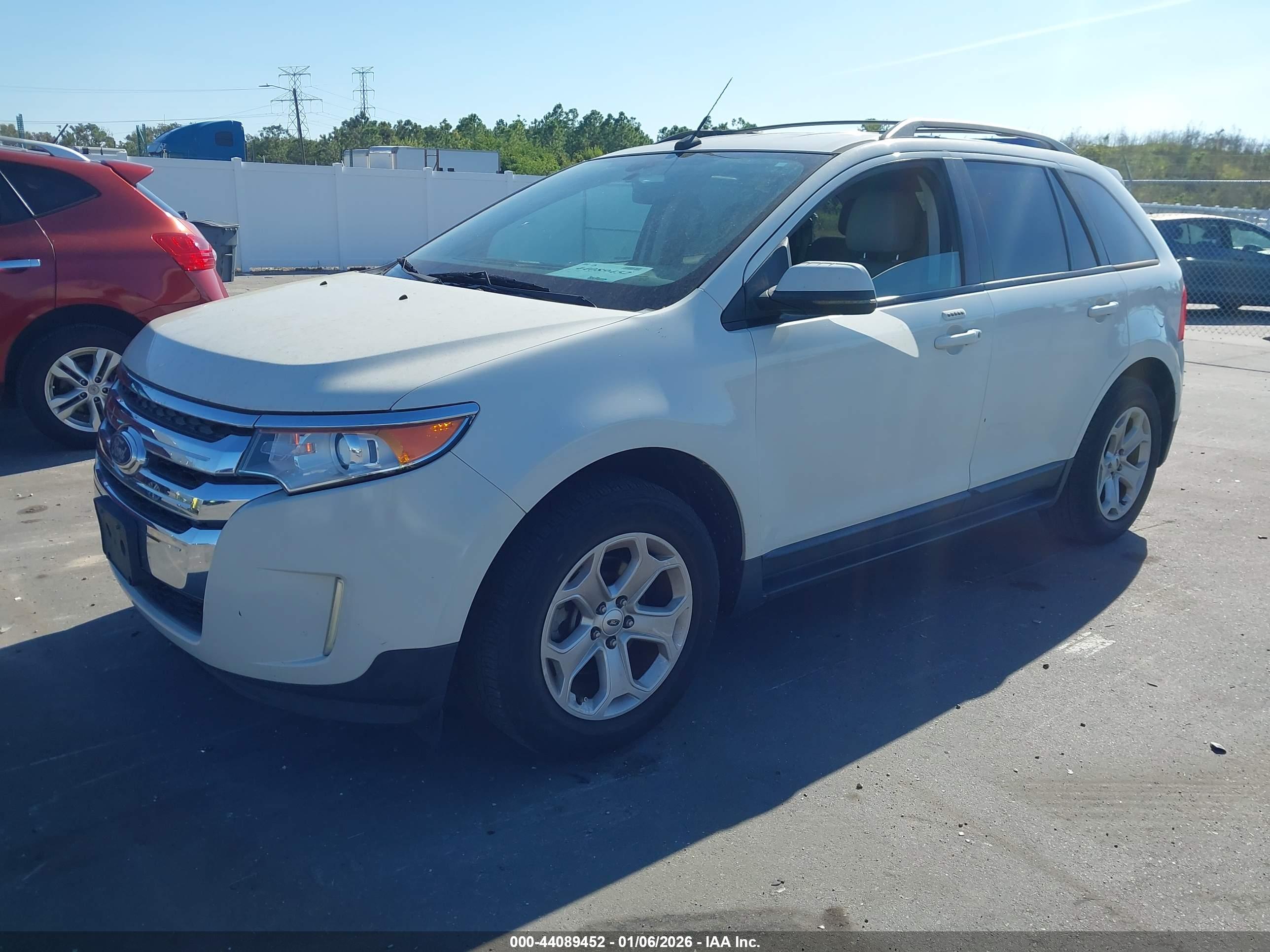 FORD EDGE image 2