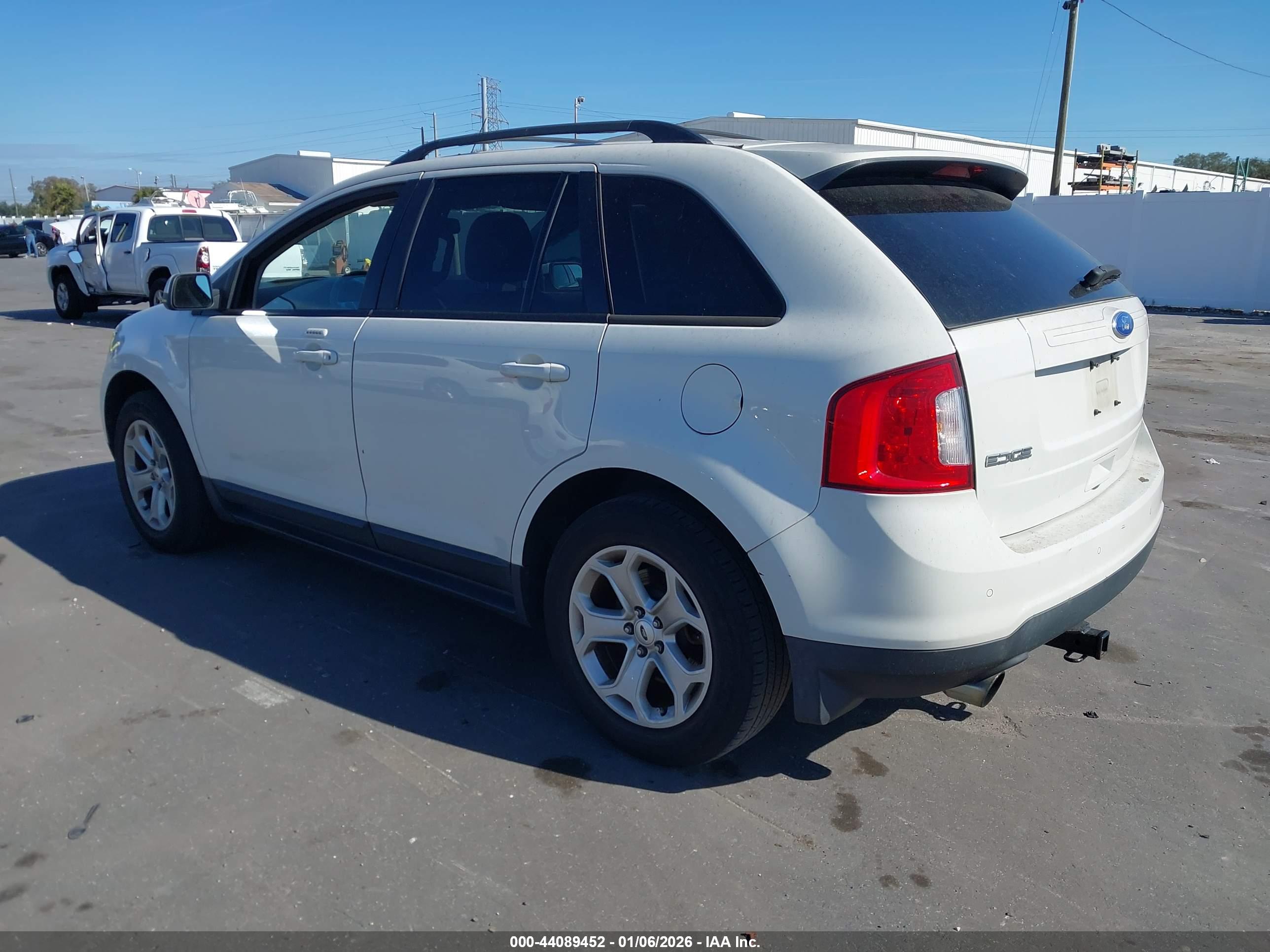 FORD EDGE image 3