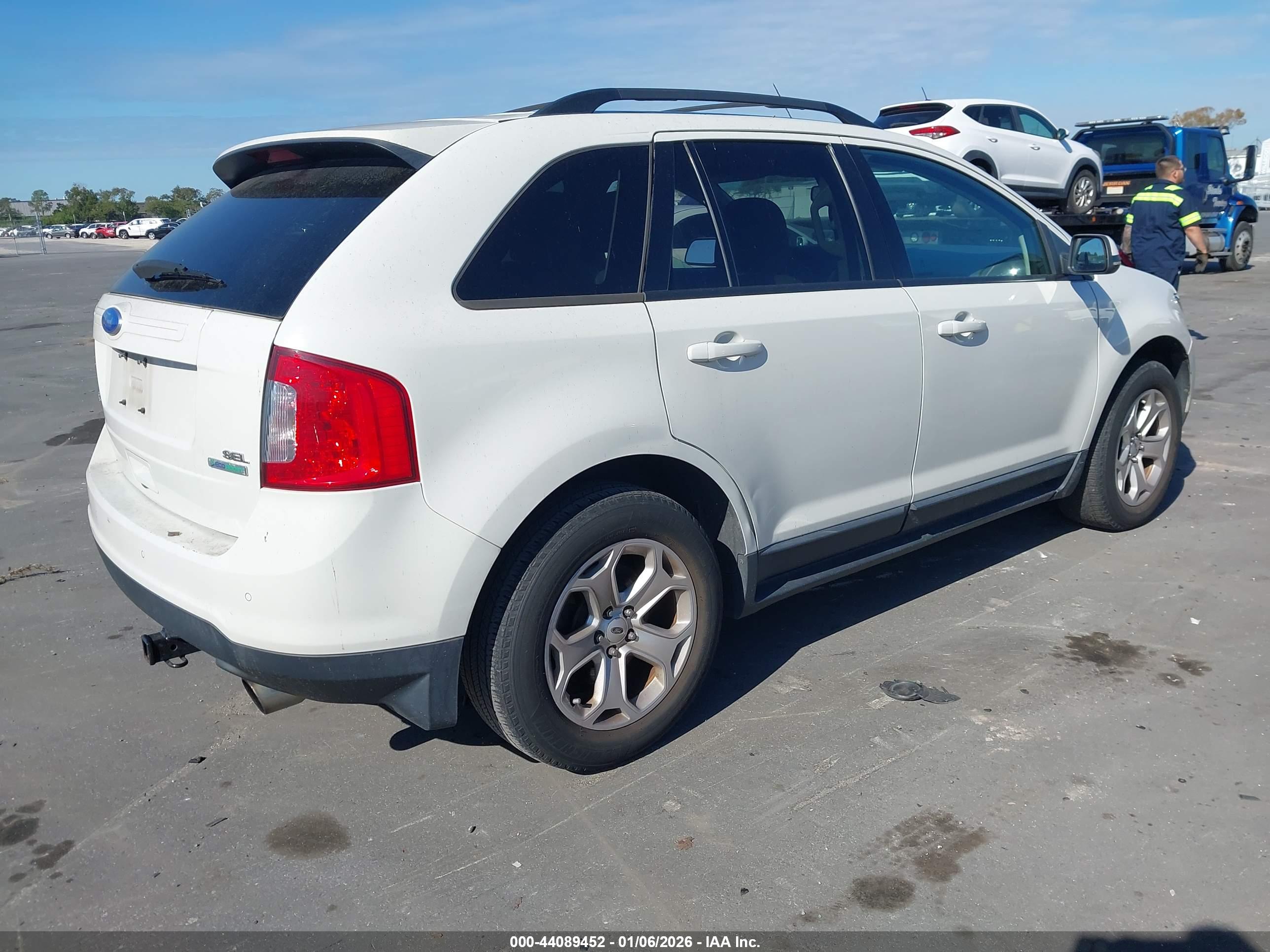 FORD EDGE image 4